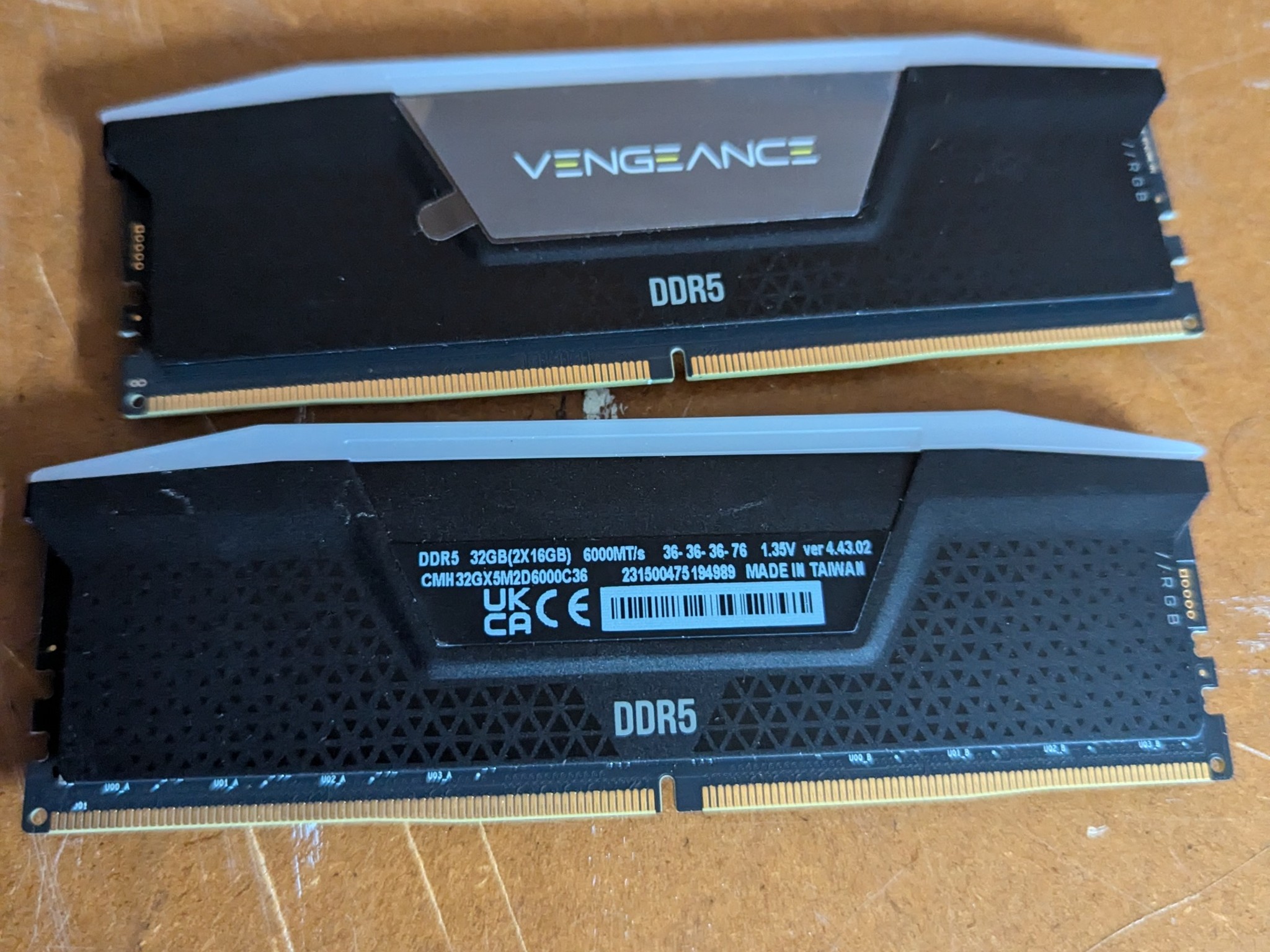 Vengeance RGB DDR5