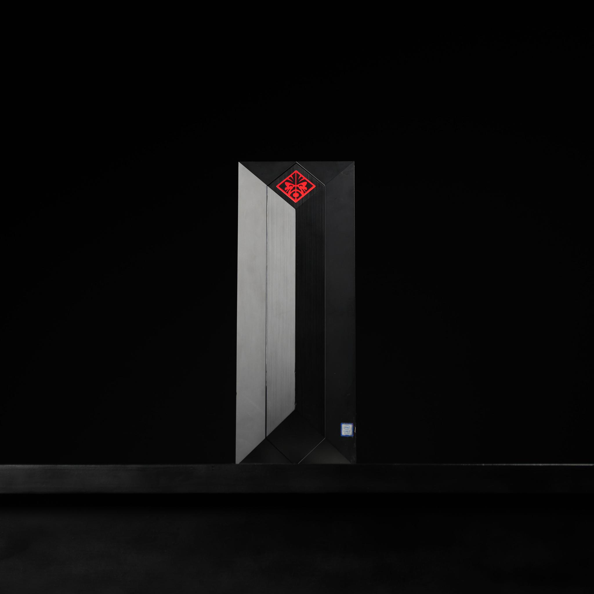 \ QF-00 / RTX 2070 Super Intel Core i7 9700K 16GB 1.2TB Windows 11 Gaming PC Powerhouse