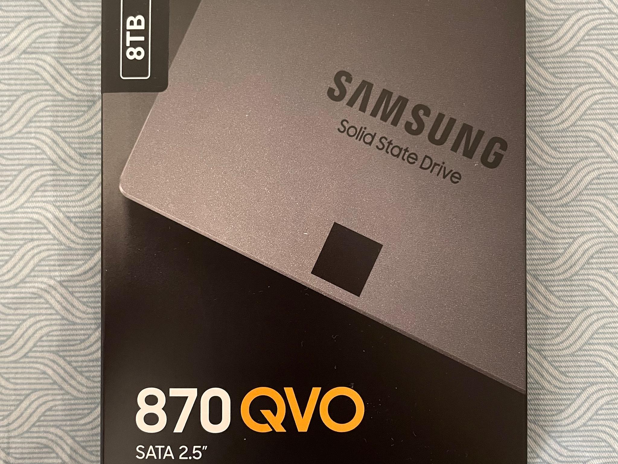 Samsung 870 QVO 8TB