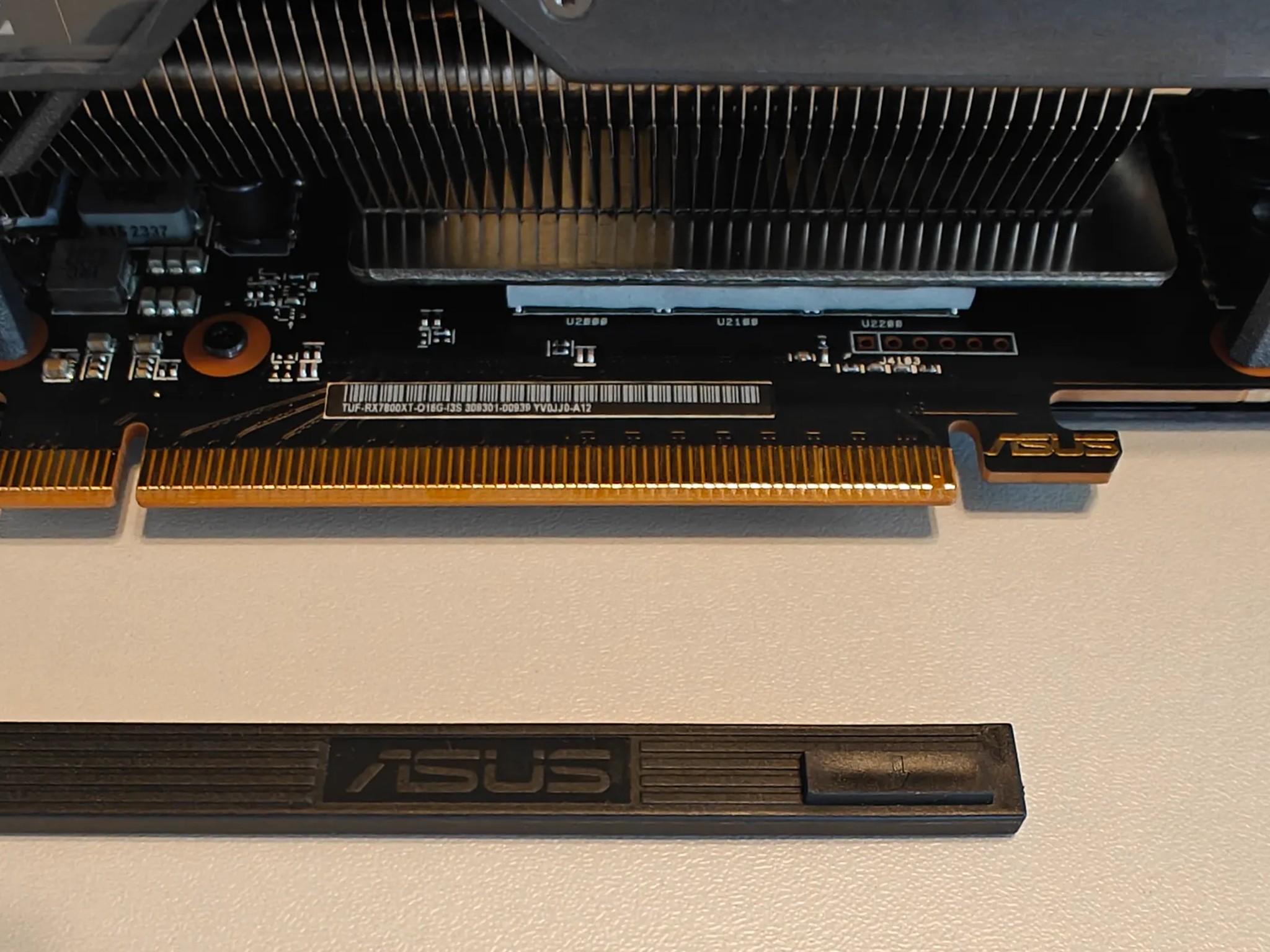 ASUS TUF Gaming RX 7800 XT OC Edition 16GB GDDR6