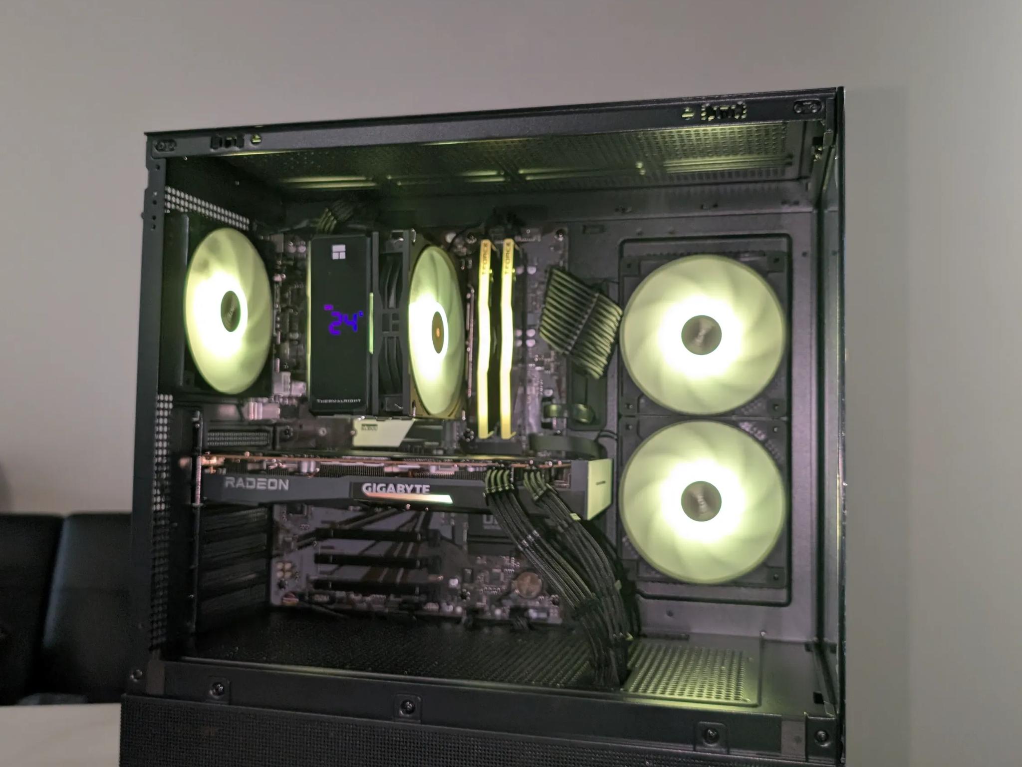 i5 12400f/RX 6700 XT (12gb)