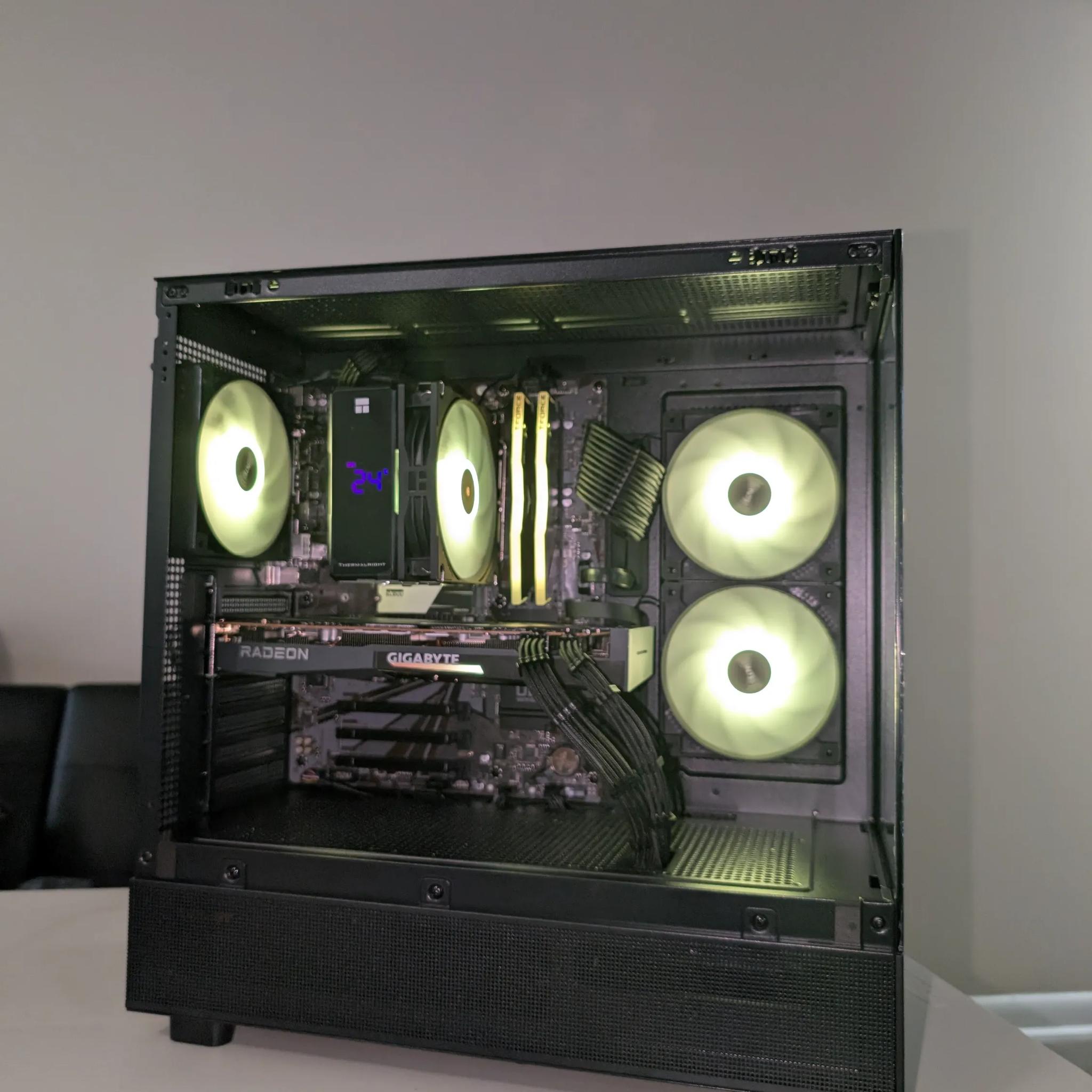 i5 12400f/RX 6700 XT (12gb)