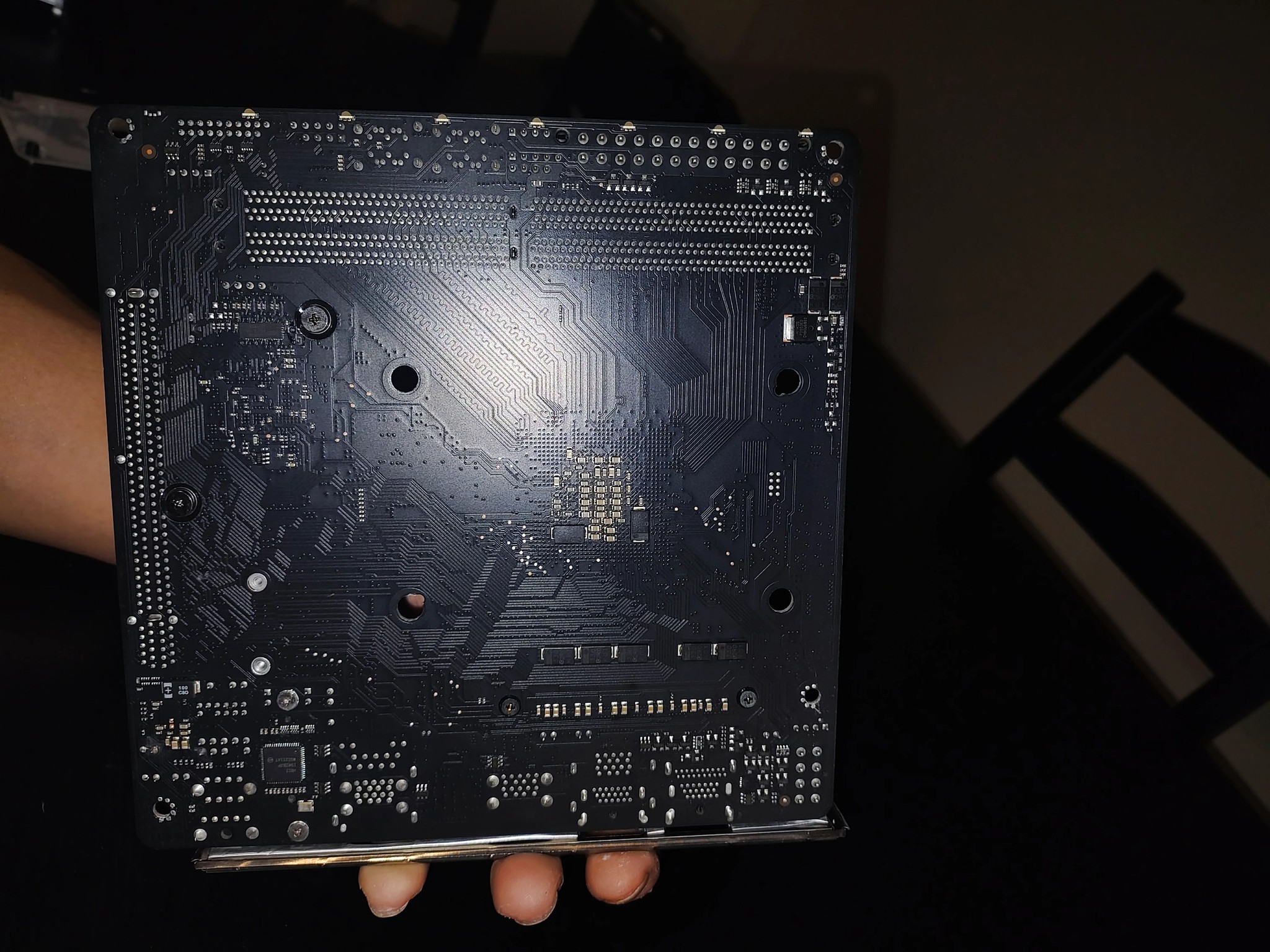 Refurbished: GIGABYTE B450 I AORUS PRO WIFI AM4 AMD B450 SATA HDMI Mini ITX AMD Motherboard