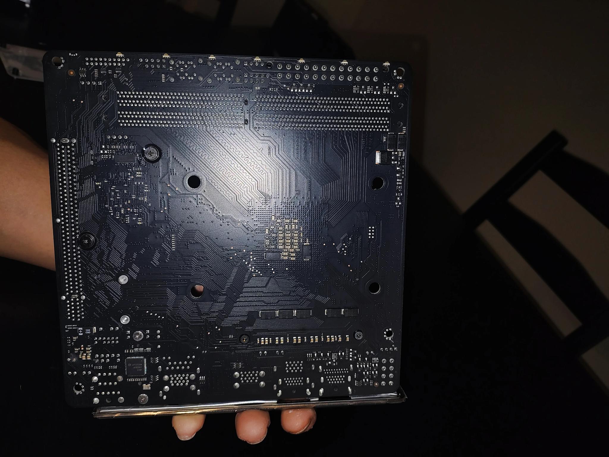 Refurbished: GIGABYTE B450 I AORUS PRO WIFI AM4 AMD B450 SATA HDMI Mini ITX AMD Motherboard
