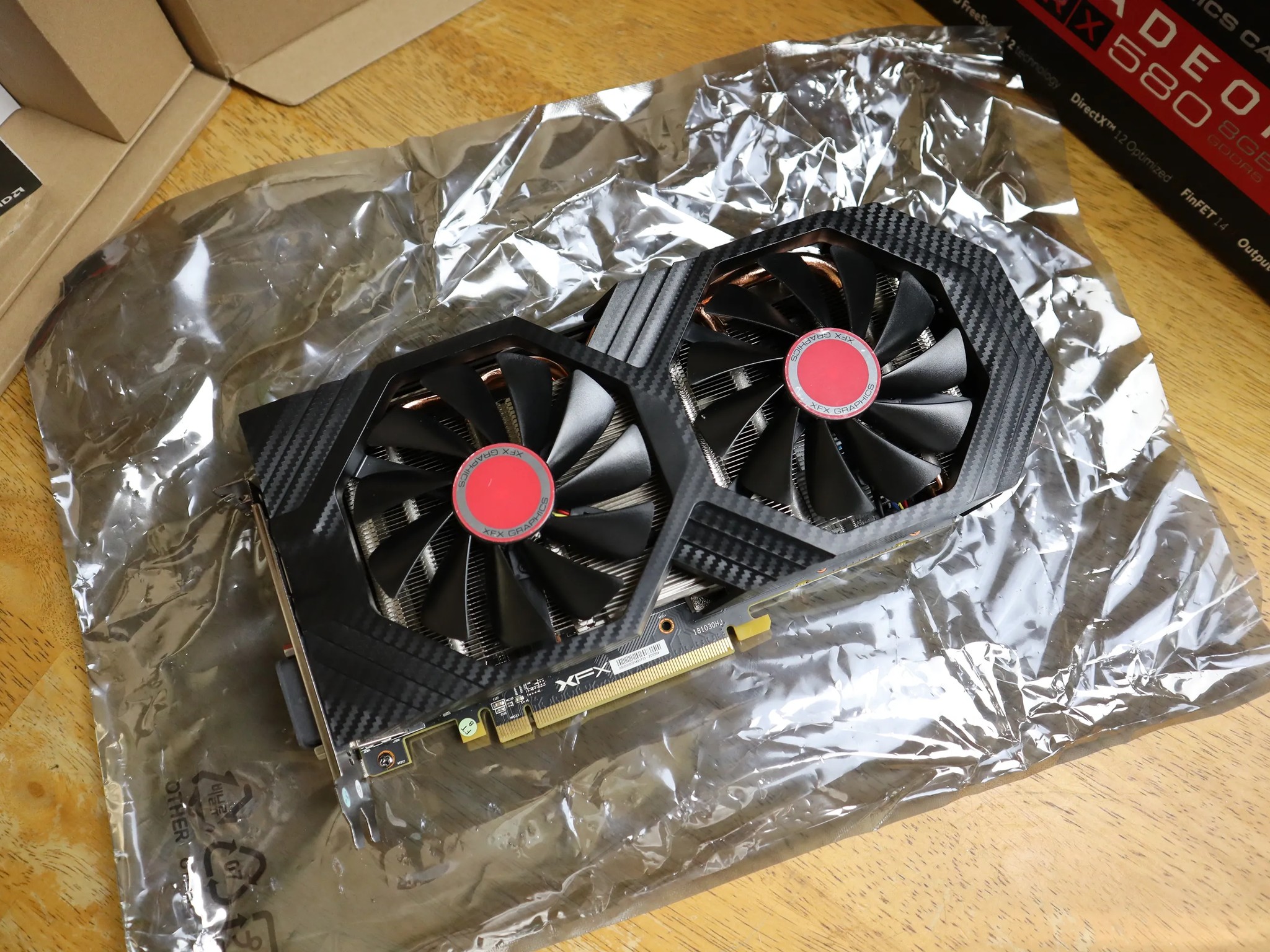 XFX RADEON RX 8 GB GTS 