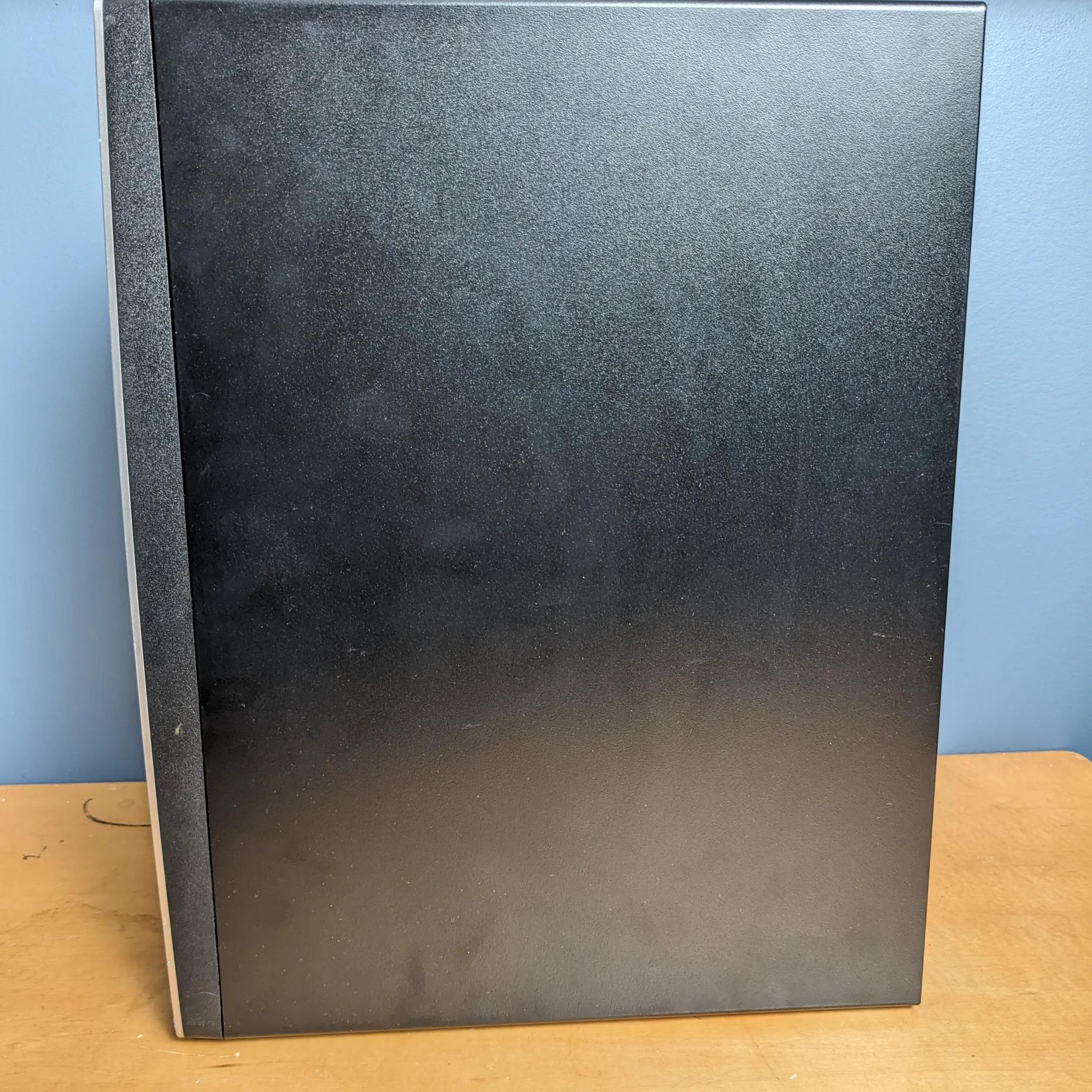 Budget Light Gaming PC - Luz Veloz - i5-7400 - RX 550 2GB - 8GB DDR4 - 1TB SSD/HDD