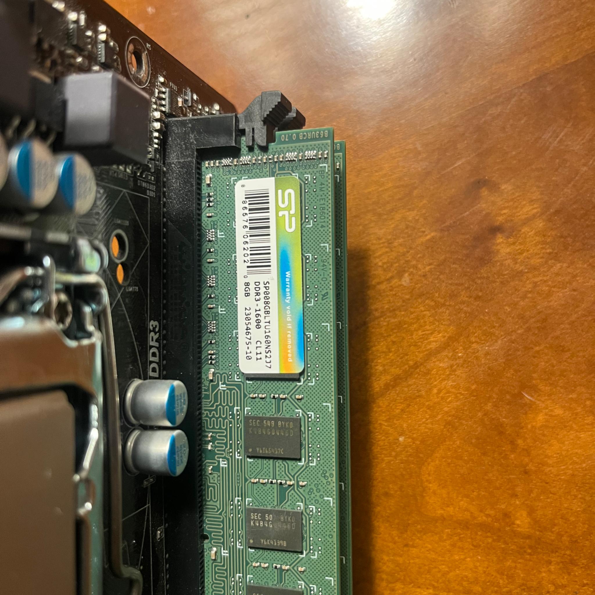 Intel Core i7 3770, Arctic Freezer 7 Pro Cooler, H77 motherboard + Silicon Power 16GB DDR3