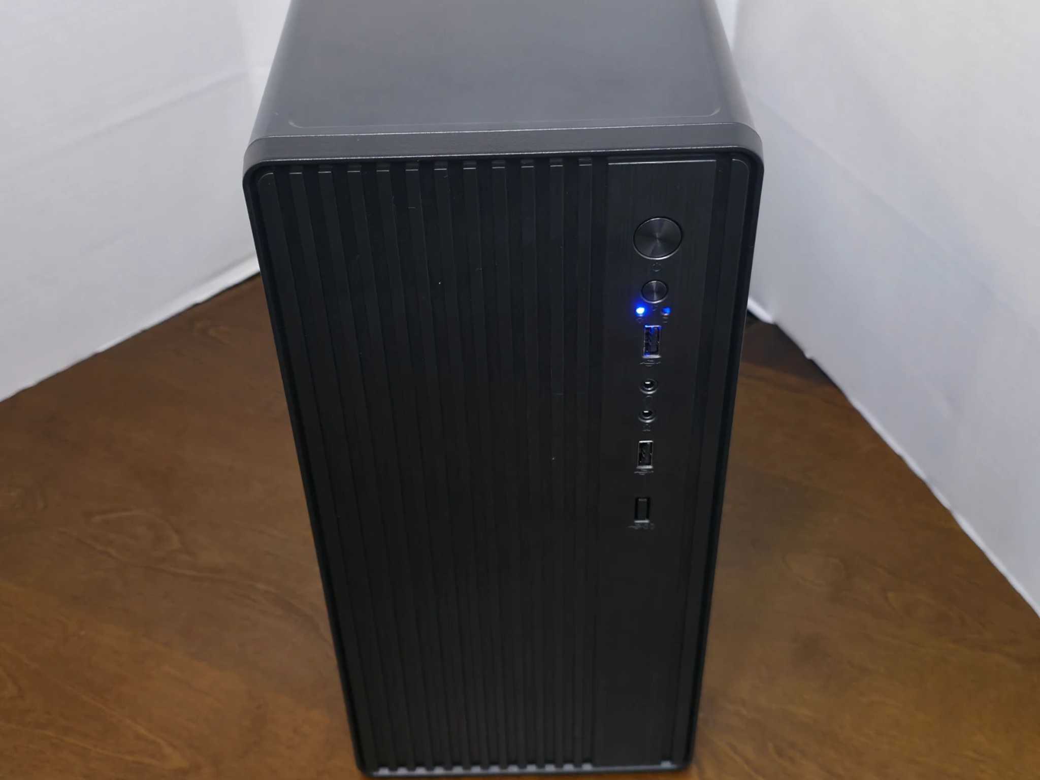 Budget Entry Level Sleeper Gaming PC