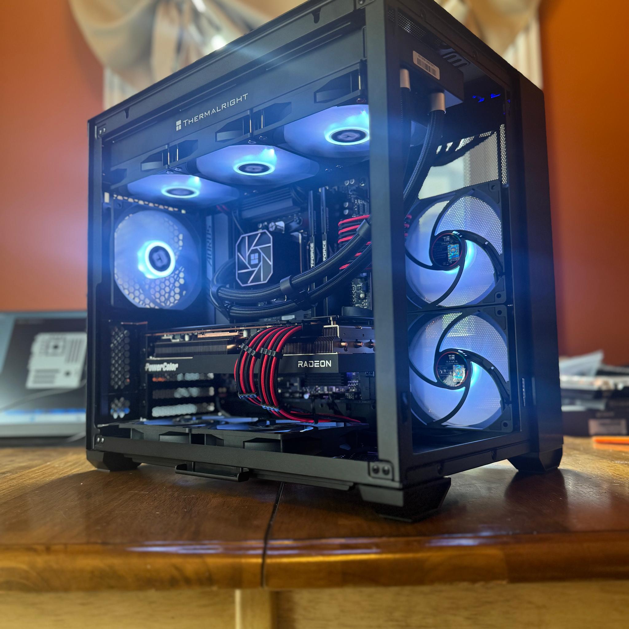 ▪️Black Box Mini▪️ RX 7700XT | Ryzen 5 7600X | 32GB DDR5 | 1TB SSD