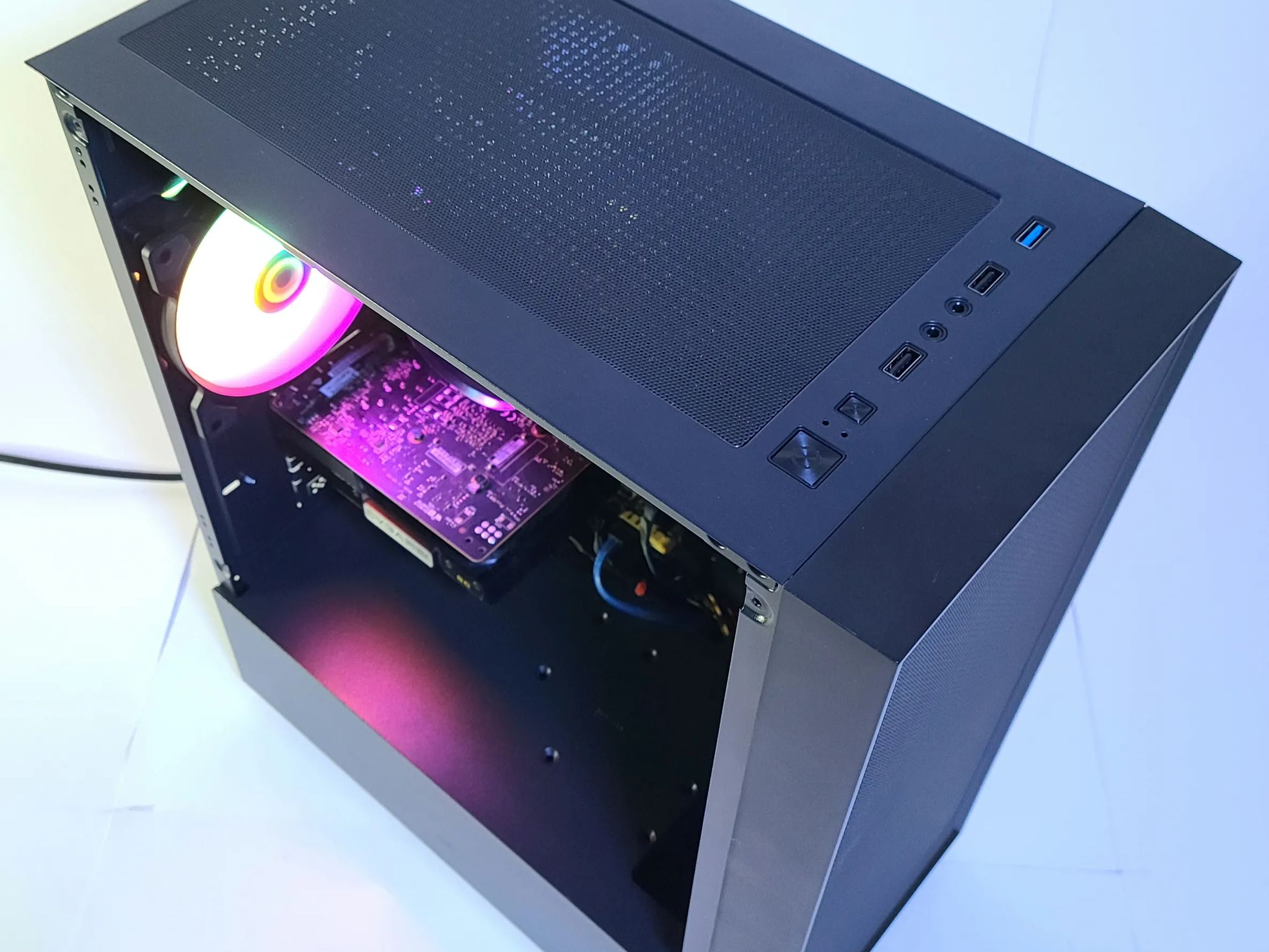 Max5i Gaming PC Custom Windows 10 1000GB ,16Gb, 1050ti Desktop Powerstation