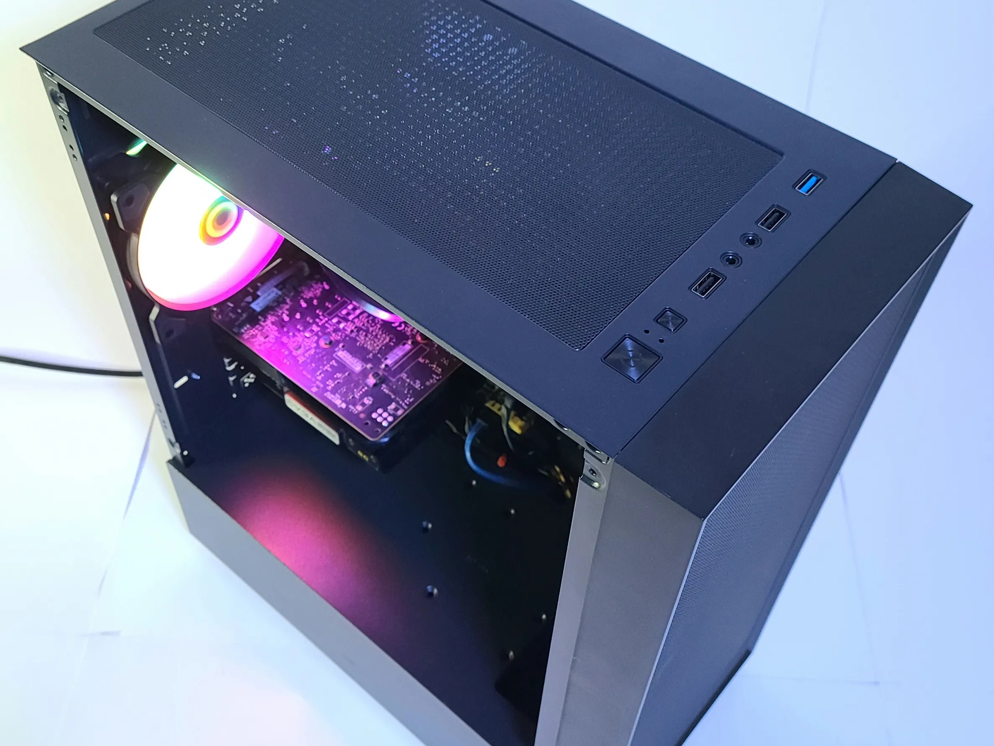Max5i Gaming PC Custom Windows 10 1000GB ,16Gb, 1050ti Desktop Powerstation