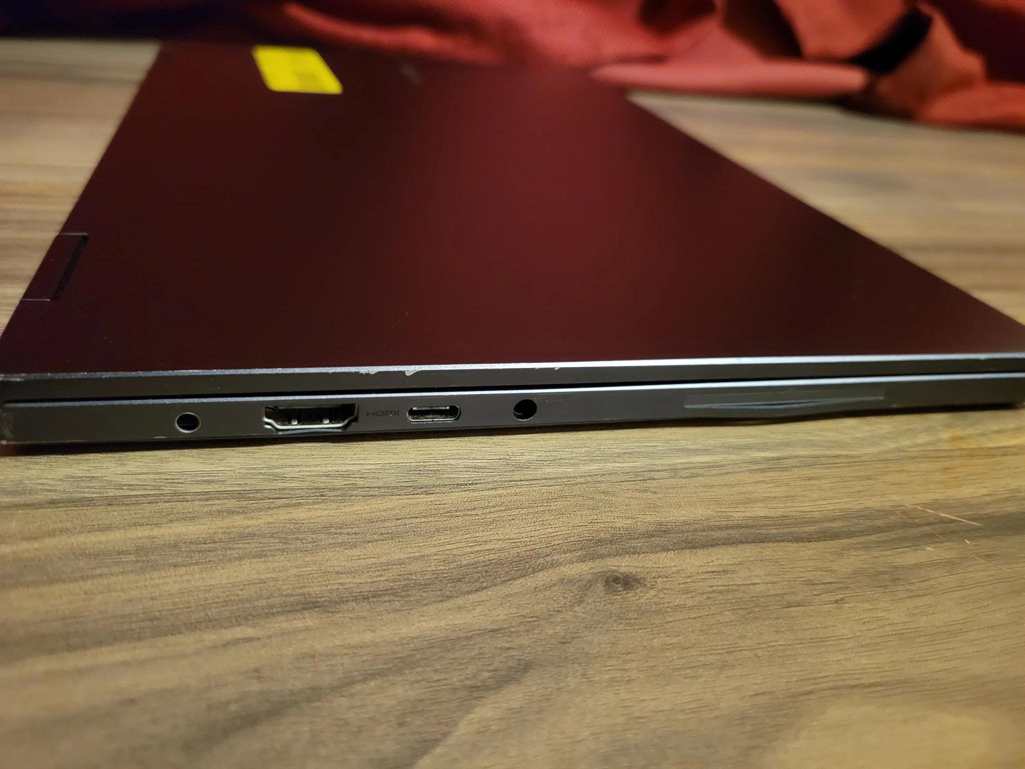 Samsung Galaxy Flex 2 Alpha Laptop - 13.3" Qled Touch Screen