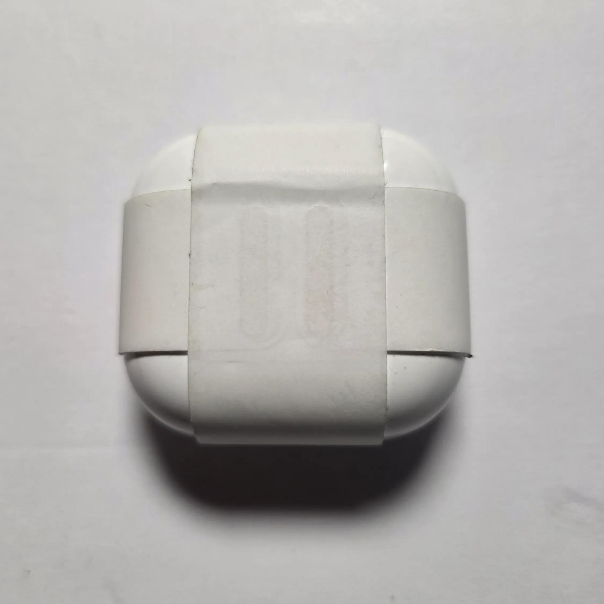 Apple AirPods 4 Wireless Earbuds, Bluetooth Headphones,