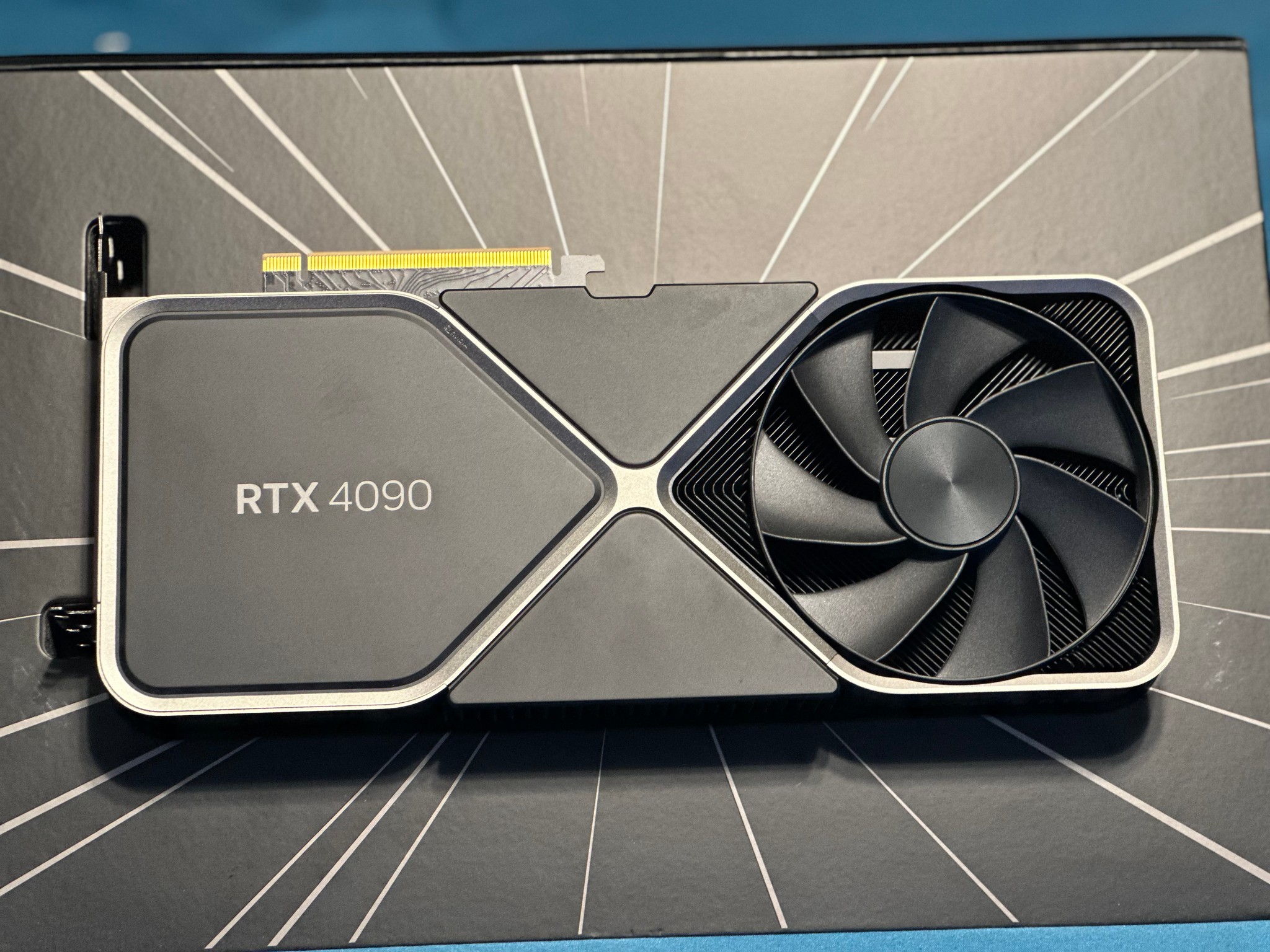 NVIDIA Founders Edition GeForce RTX 4090