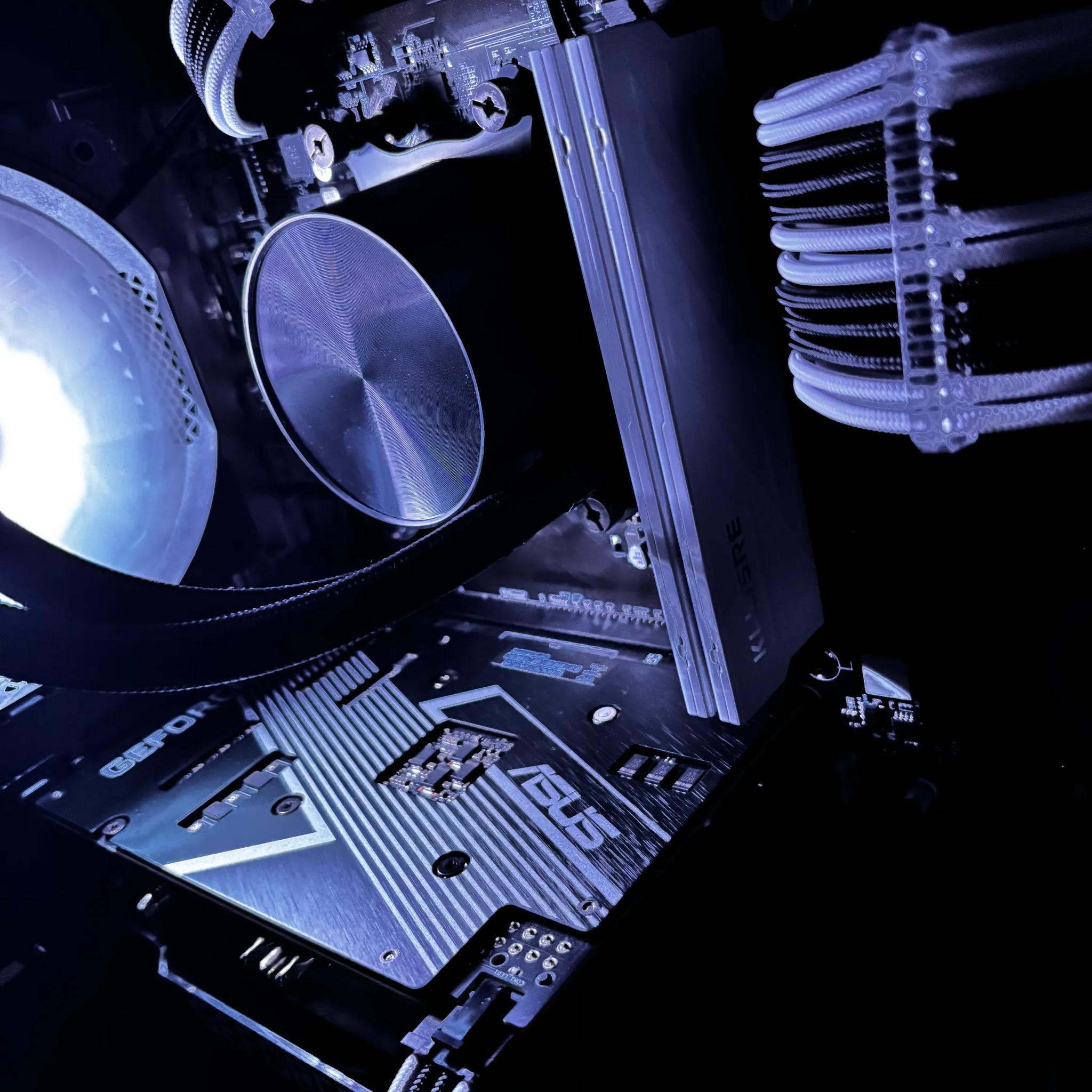 🐼 💧BLACK & WHITE LIQUID COOLED GAMING PC | 5600X + RTX 3060 12GB + 32GB RAM💧🐼