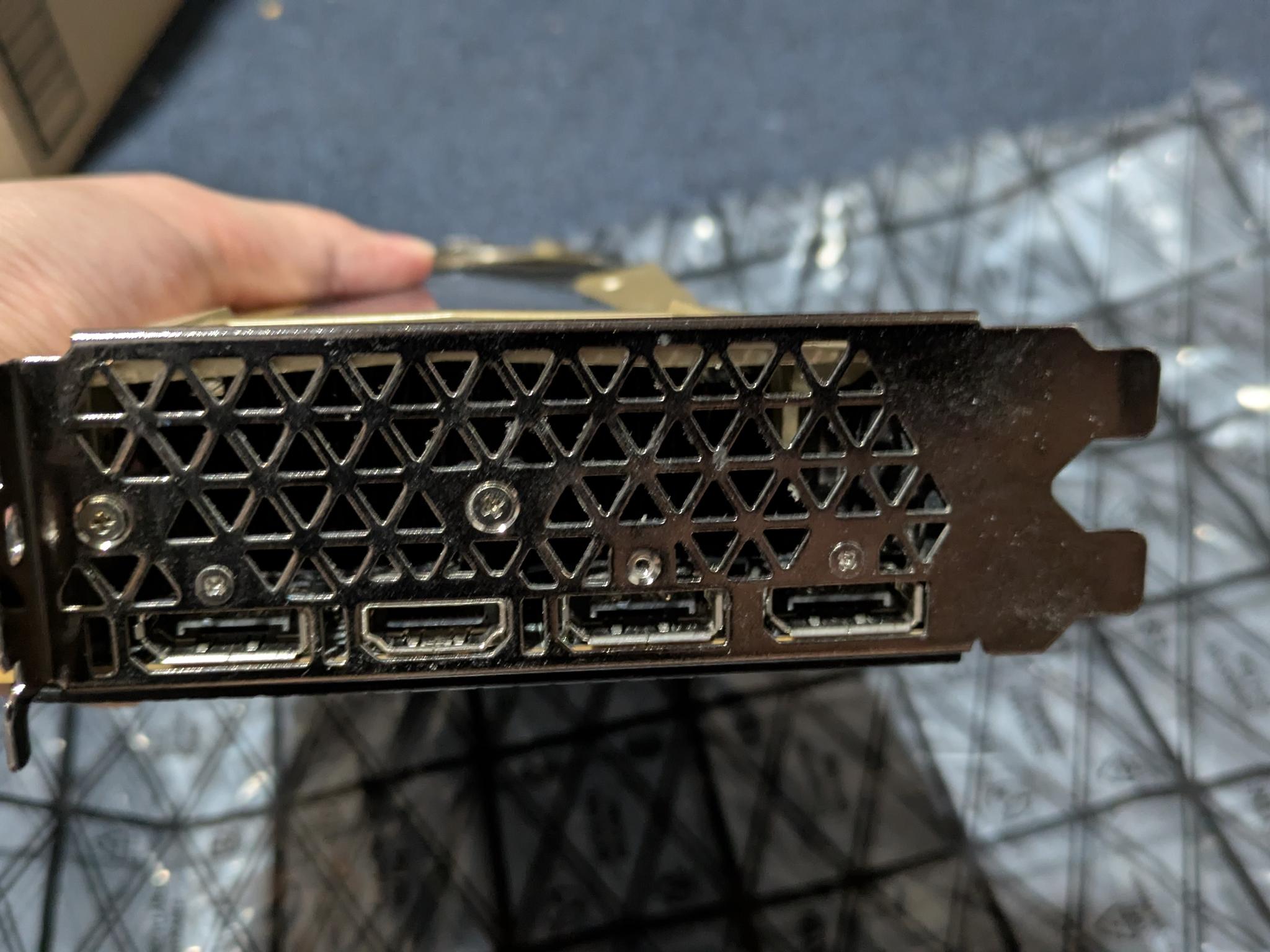 NVIDIA TITAN V - Image 5