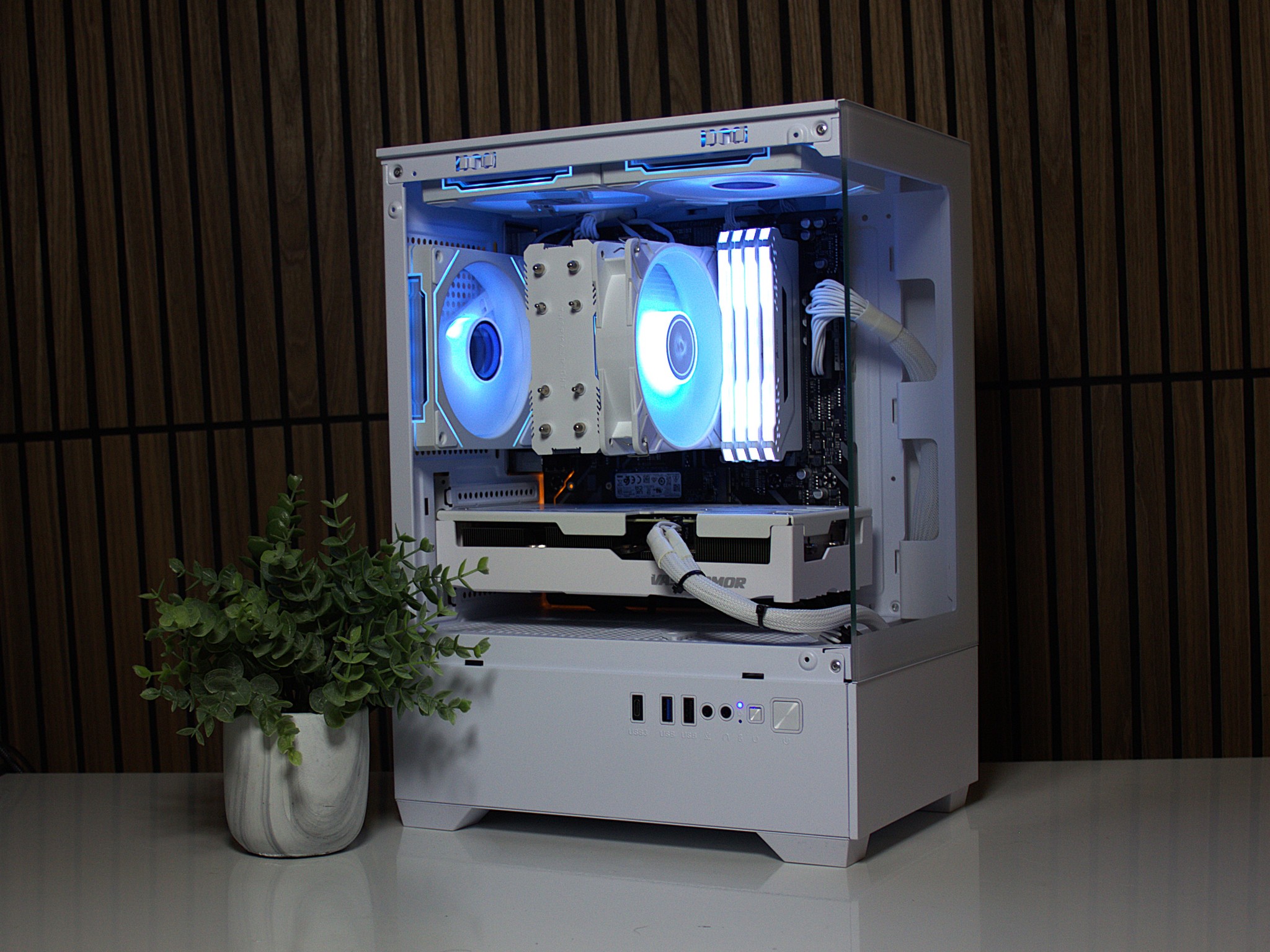 ❄️All WHITE Gaming PC ❄️| Ryzen 5 5600X3D | RX 9060XT 16GB💻| 32GB RAM | NVME | Windows 11