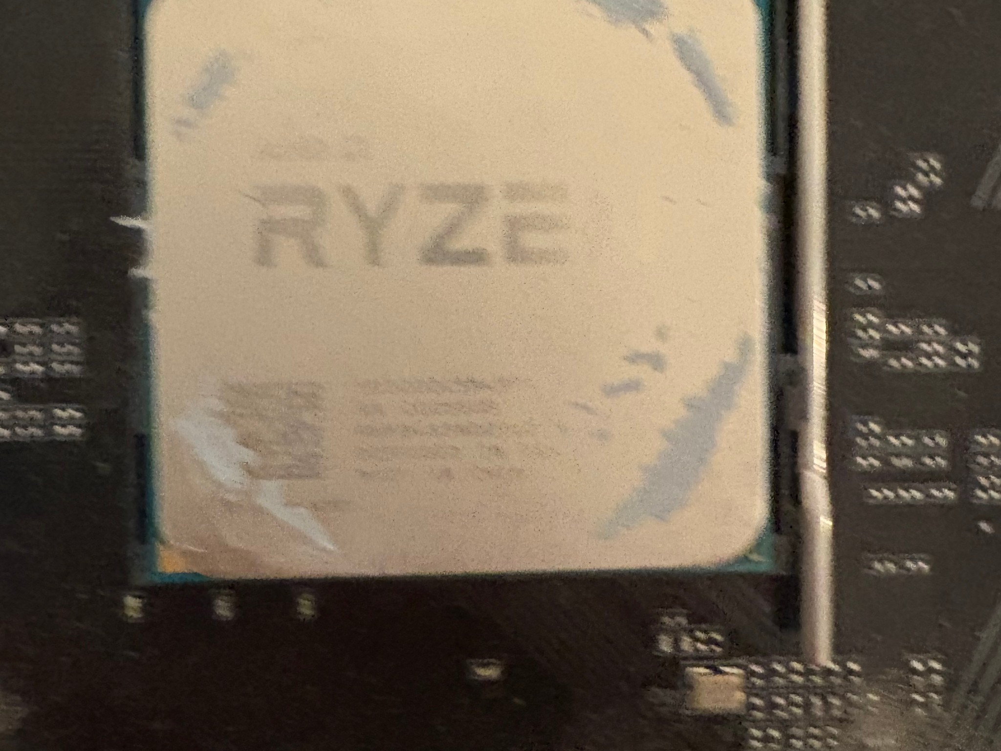 AM4 Motherboard Combo: Gigabyte A320M + Ryzen 3 2200G