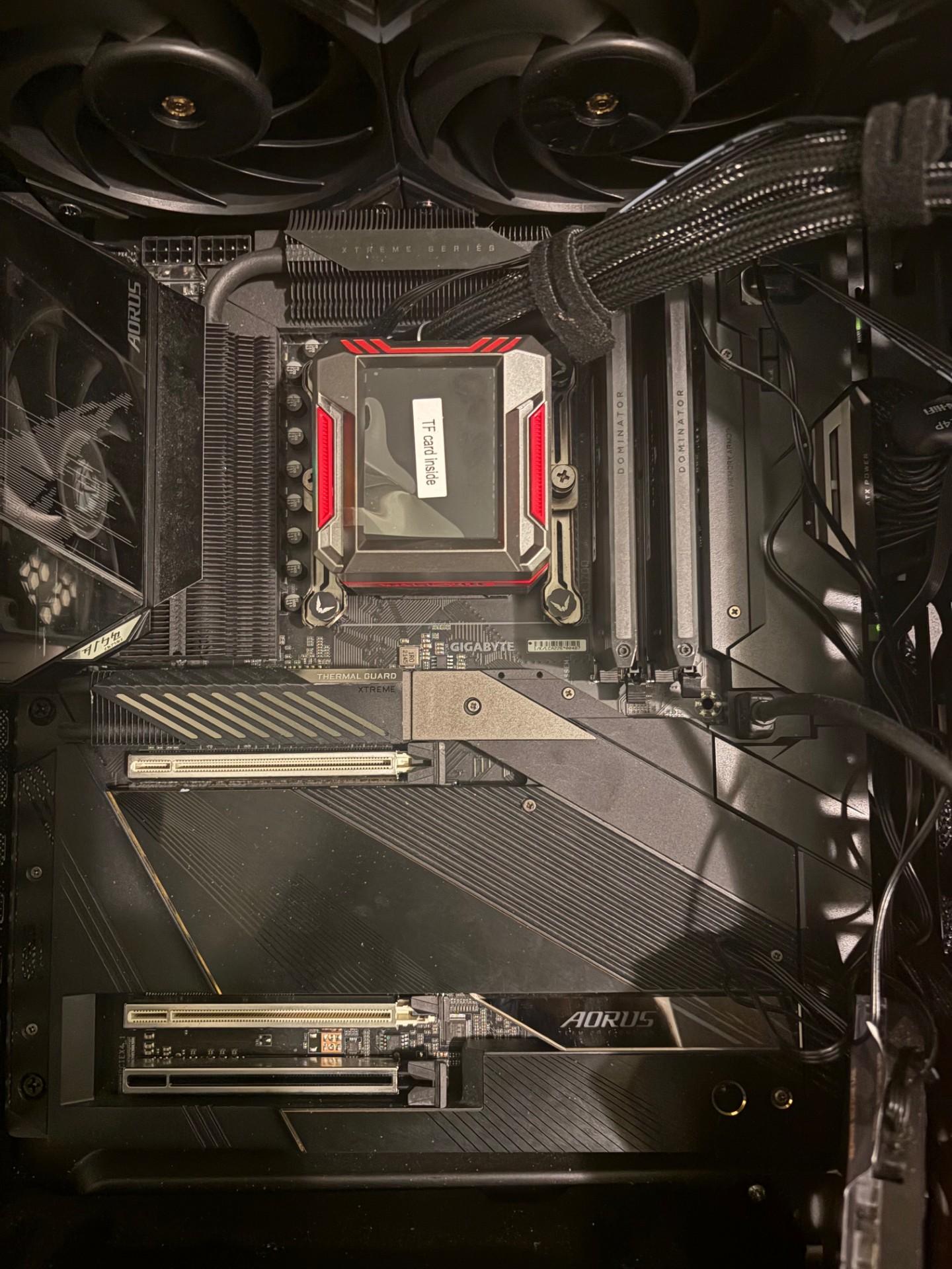 Aorus Z690 Xtreme Gaming/ Creator PC