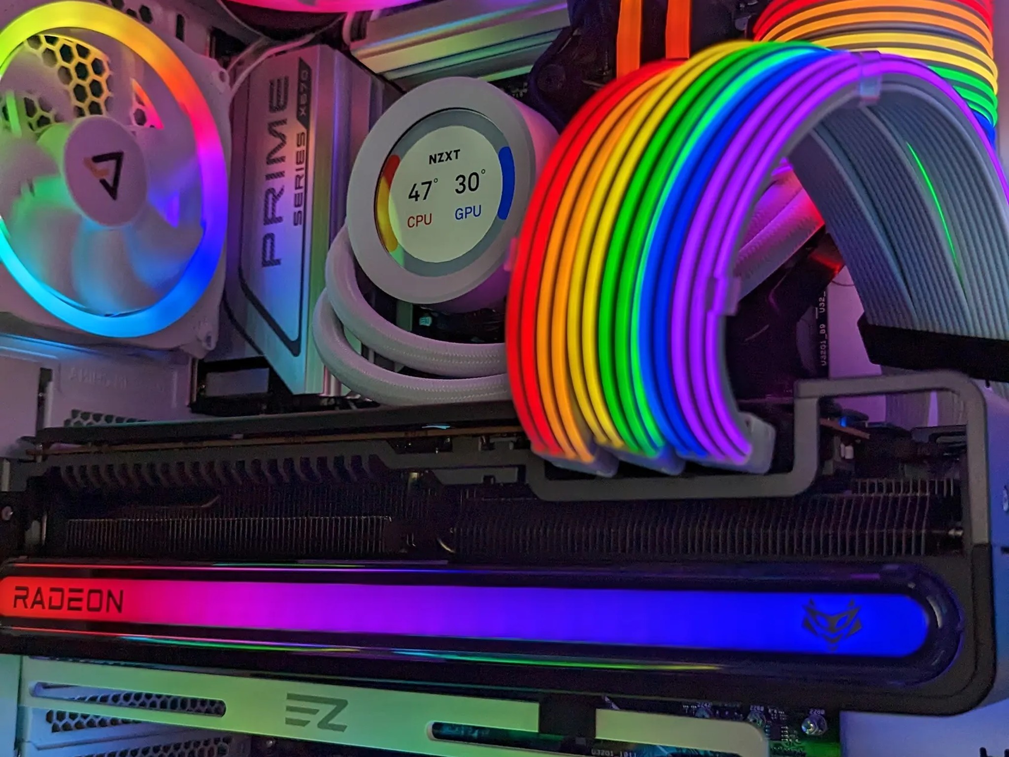 RX 7900XTX Sapphire // Ryzen 9 7900x3D // 64GB 6000Mhz DDR5 // 2TB Gen4 NVMe // WiFi
