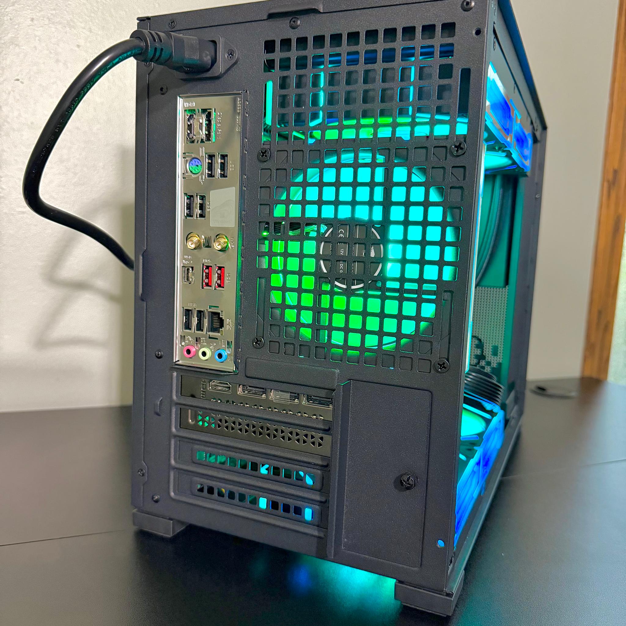 RTX 5070 OC | R7 7700x | 32GB DDR5 | 1TB SSD | LCD Liquid Cooler | Rosewill 1000w PSU Gaming PC