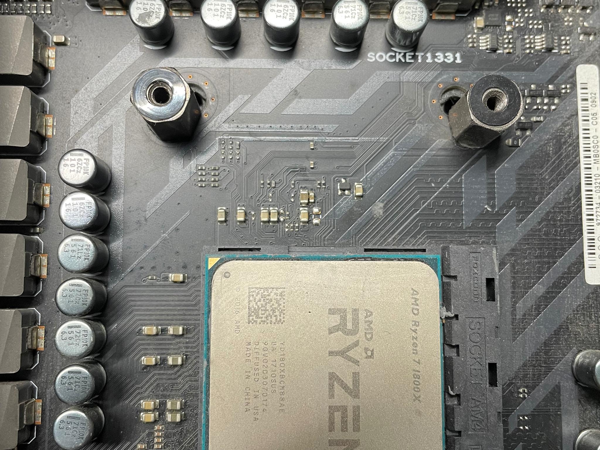 Ryzen 7 1800x Combo | Asus X370 Crosshair VI Hero | Hyper 212