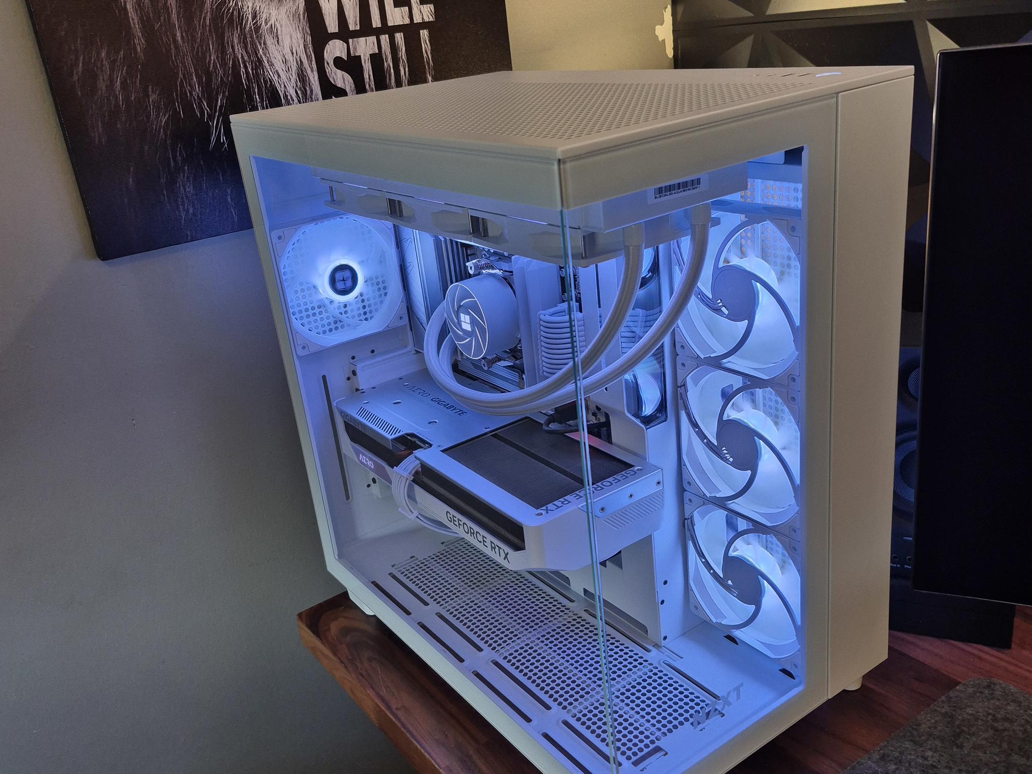 RTX 4070 Ti + RYZEN 5 7600X