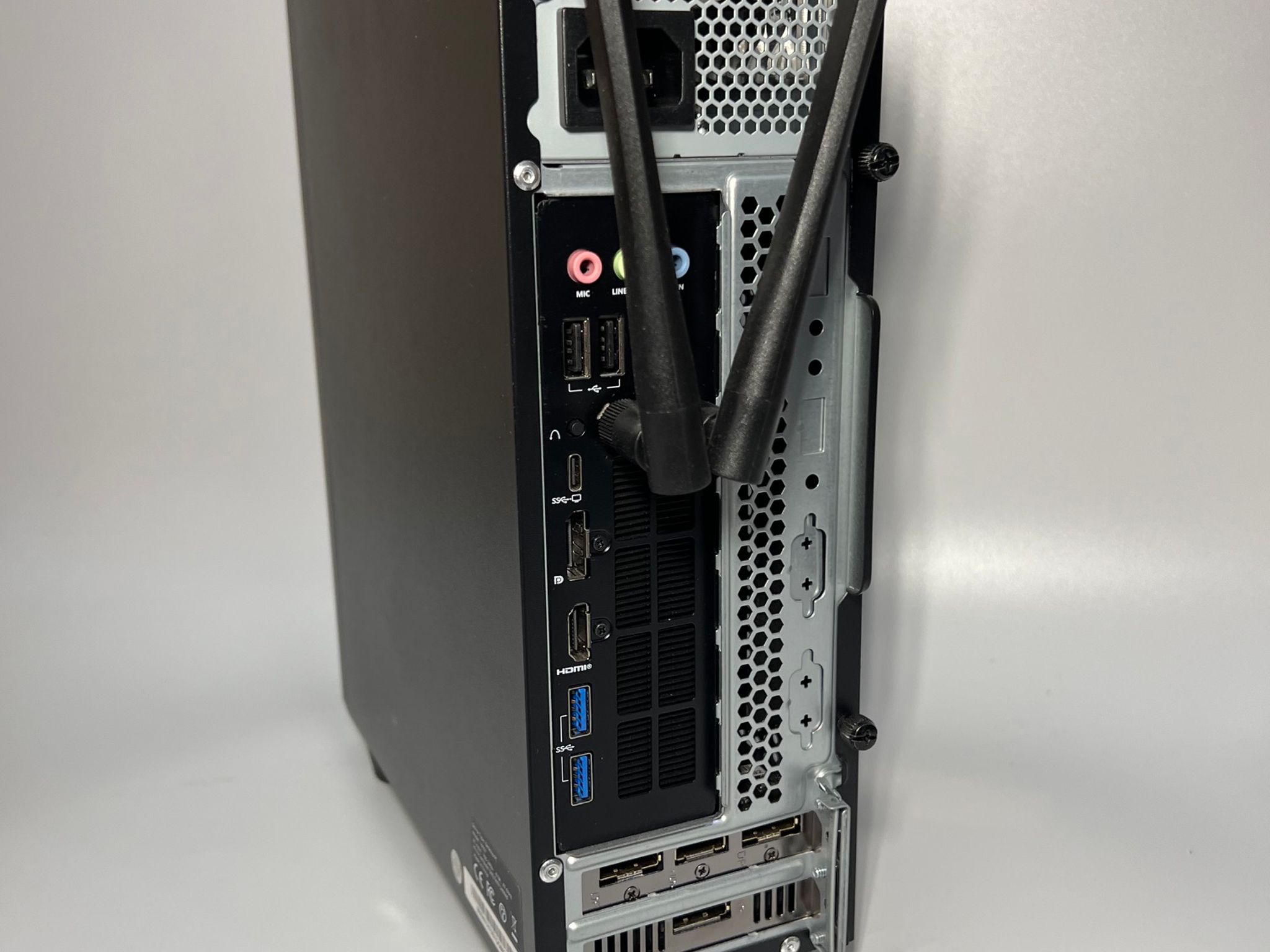 MINISFORUM 795S7 Mini Gaming PC AMD Ryzen 9 7945HX (16C/32T) RTX 5060