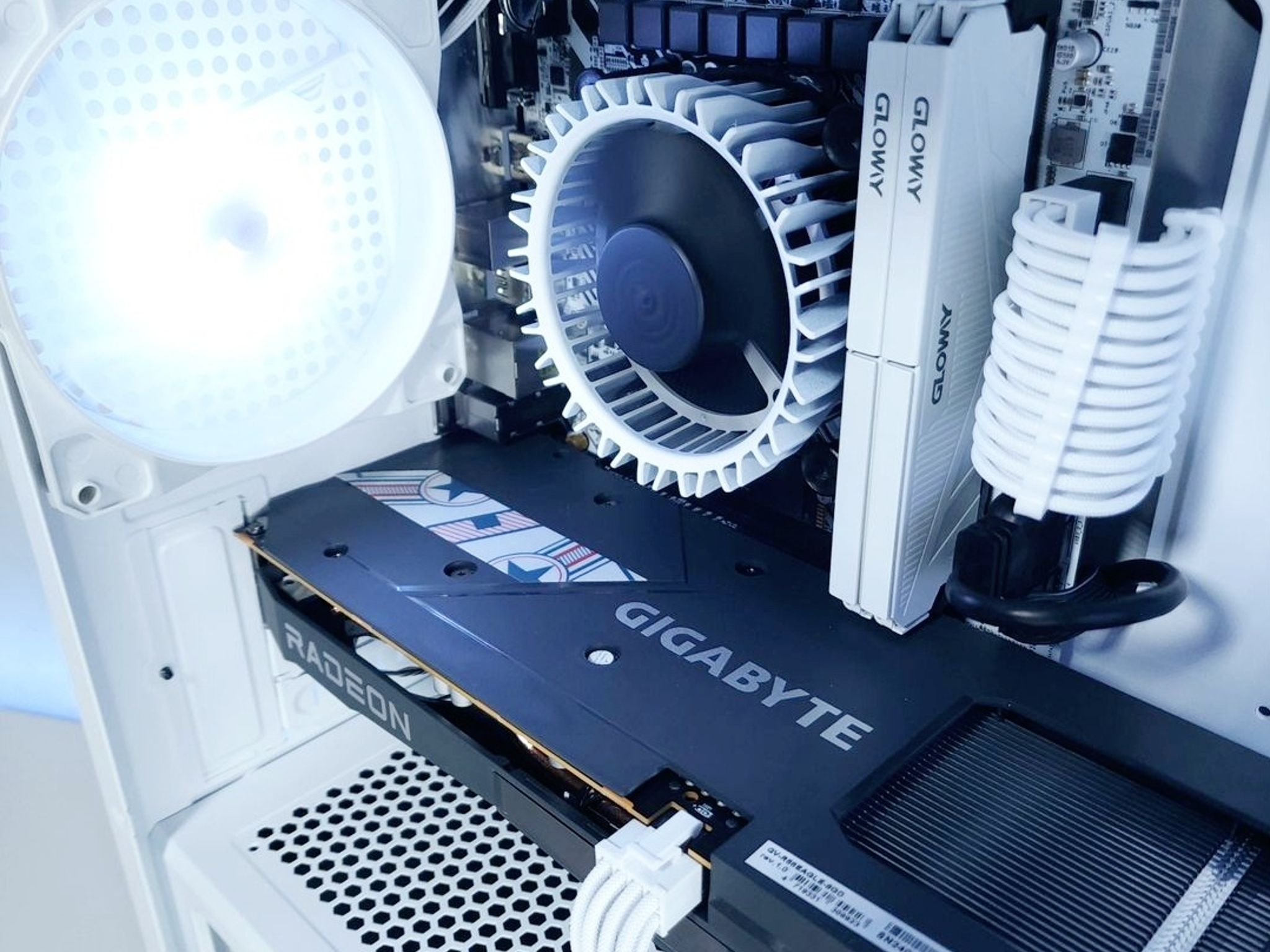 🤍🤍1080p Gaming | RX 6600 | Core i3 12100T | 16GB 5200MHz DDR5 | 1TB M.2 NVMe