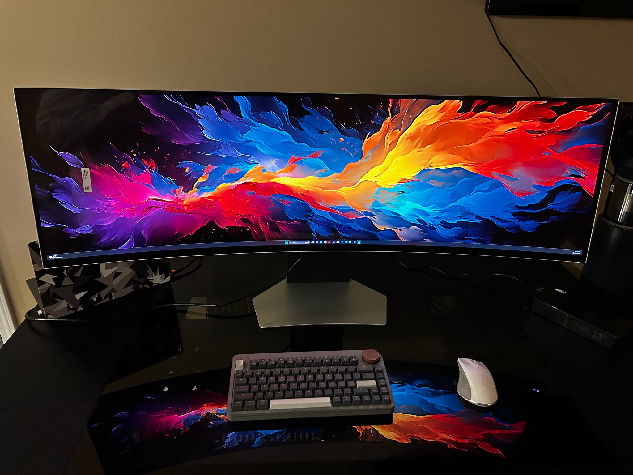 NEW (UNUSED) Samsung 49” Odyssey (240hz) QD-OLED G9 (5120x1440) 240Hz Curved Gaming Monitor