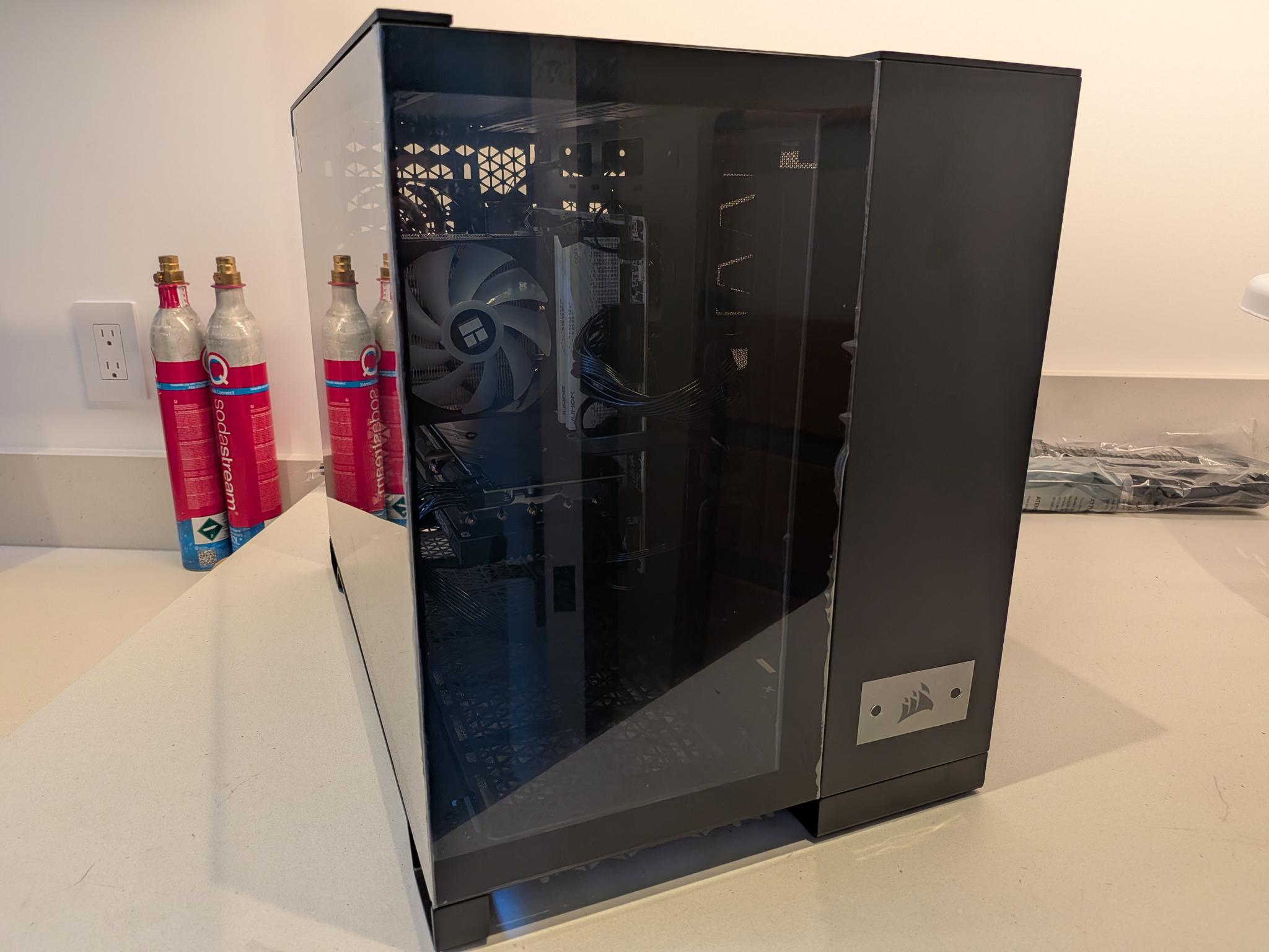 1440p Cube Rex - Radeon RX 7700 XT, Ryzen 5 7600, 32 GB DDR5 RAM, 2 TB Gen 4 NVME, RGB