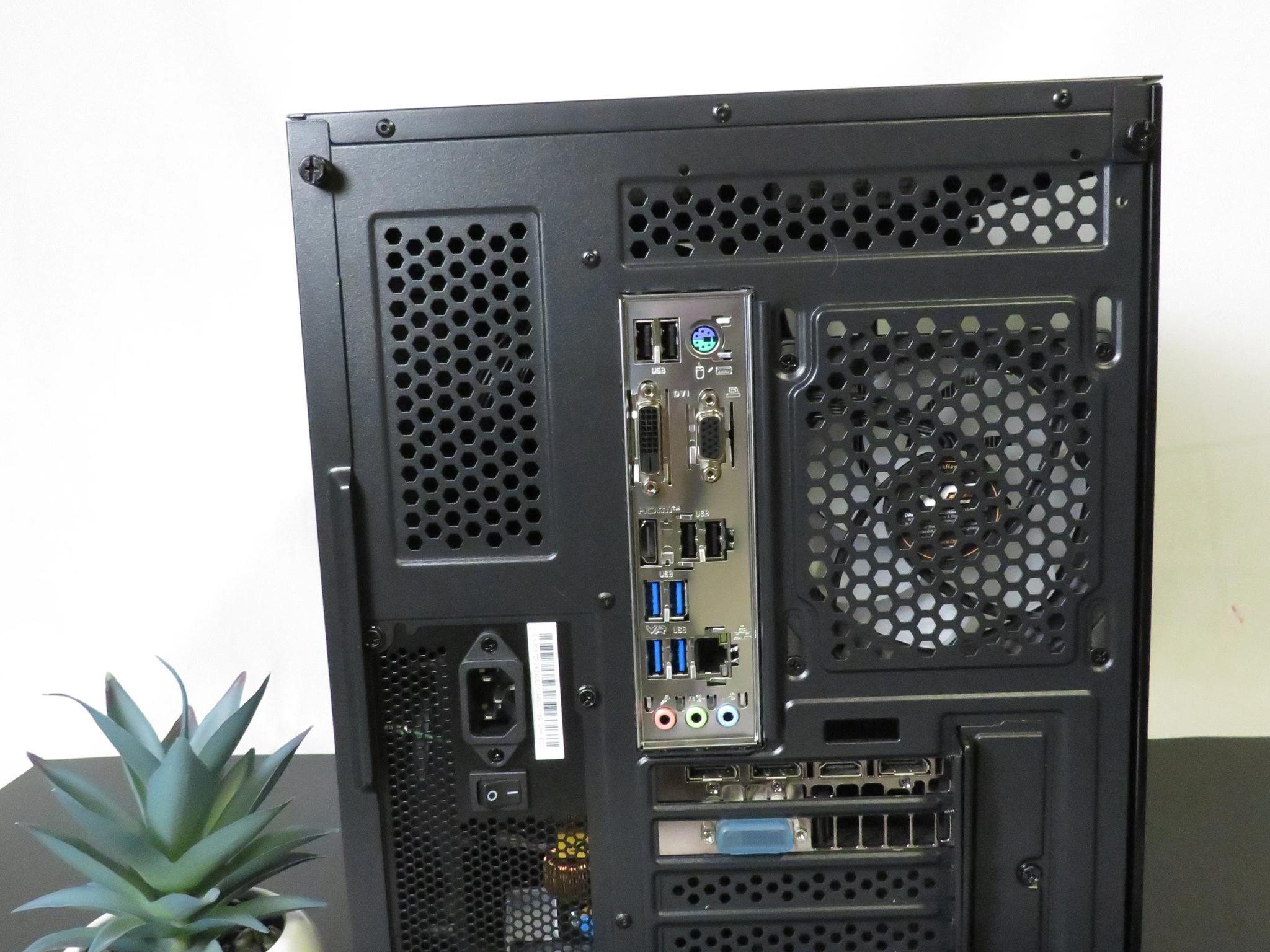Water cooled GPU! Ryzen 5 3600 + EVGA Hybrid GTX 1080 + 16 GB DDR4 + 1TB NVME