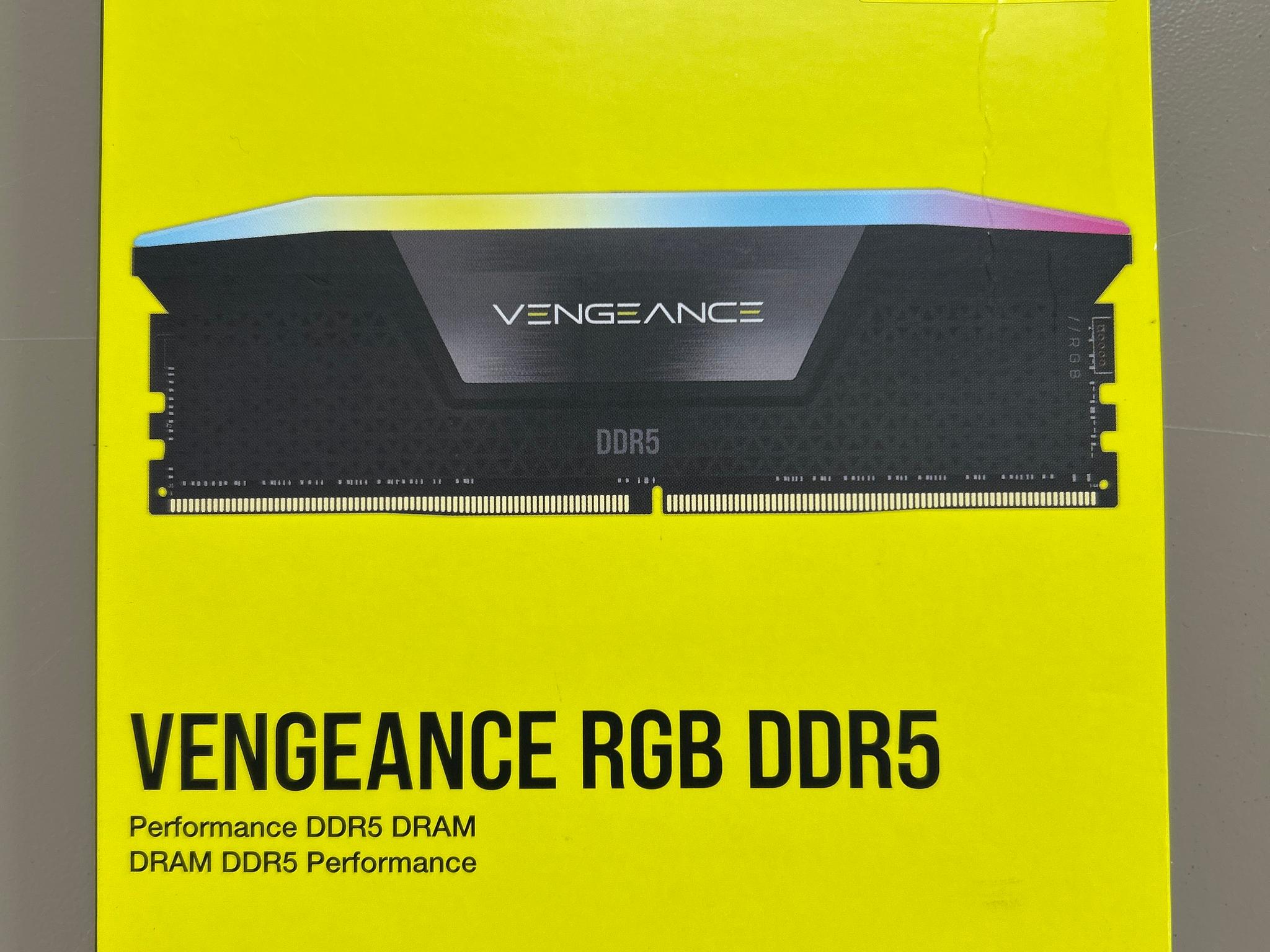 CORSAIR Vengeance RGB 32GB (2 x 16GB)