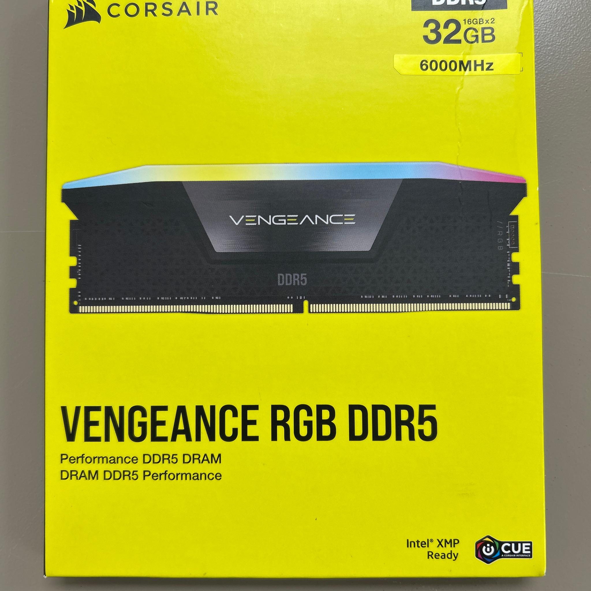 CORSAIR Vengeance RGB 32GB (2 x 16GB)