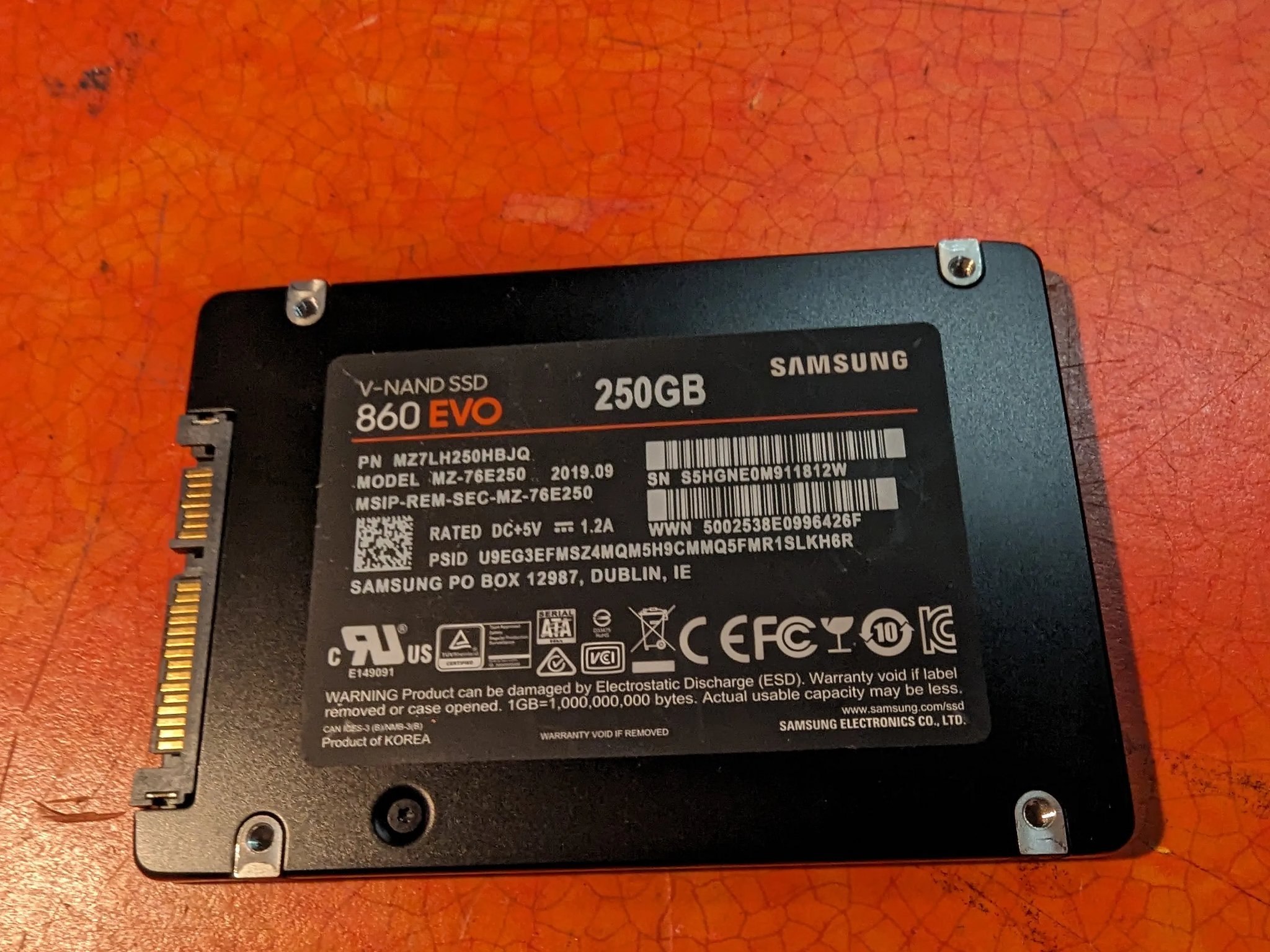 250gb Samsung 860 Evo 2.5" Sata SSD