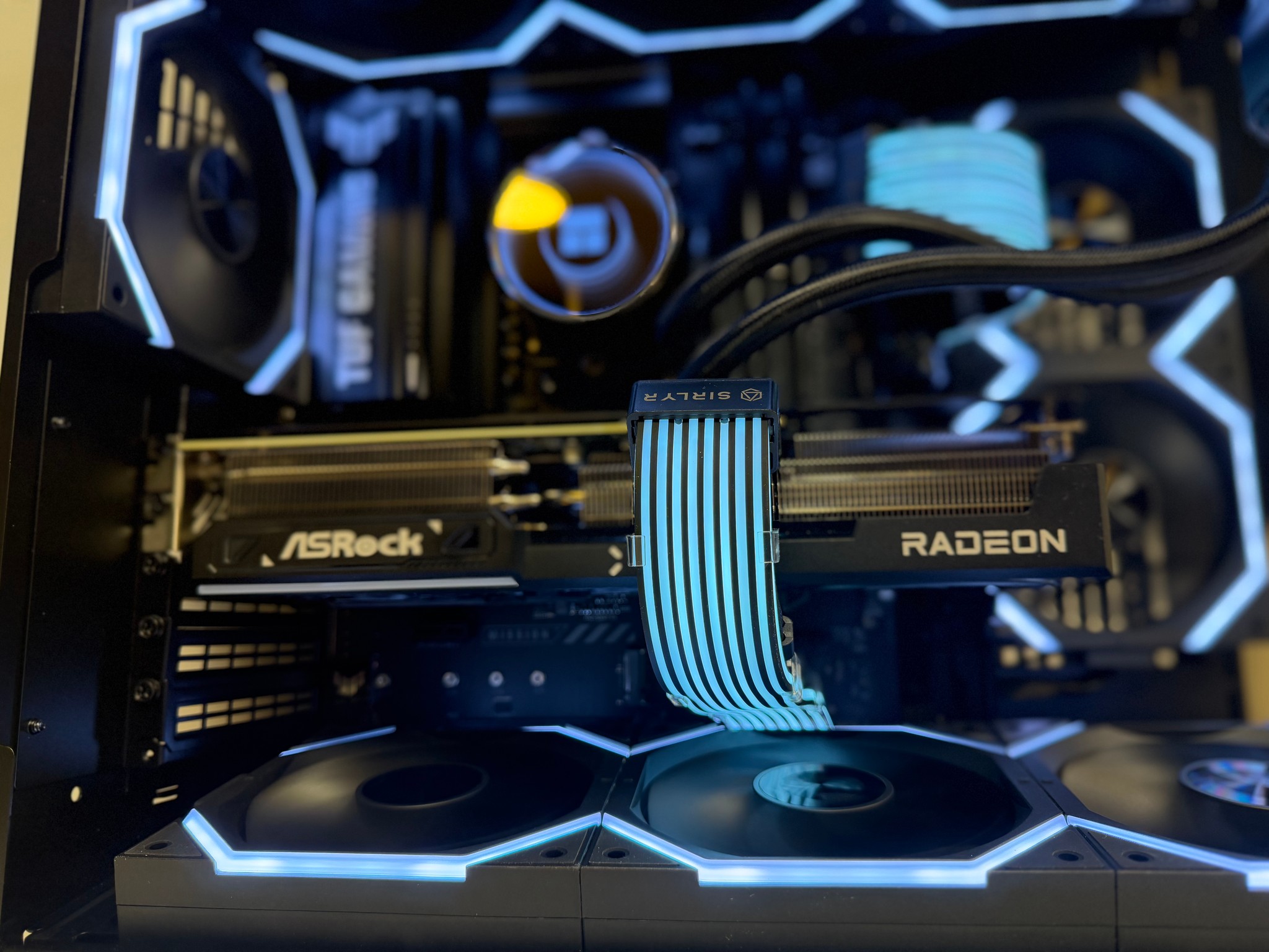 Signature Series RX 9070 XT • Ryzen 7 7800X3D • 32GB DDR5 • 2TB NVMe