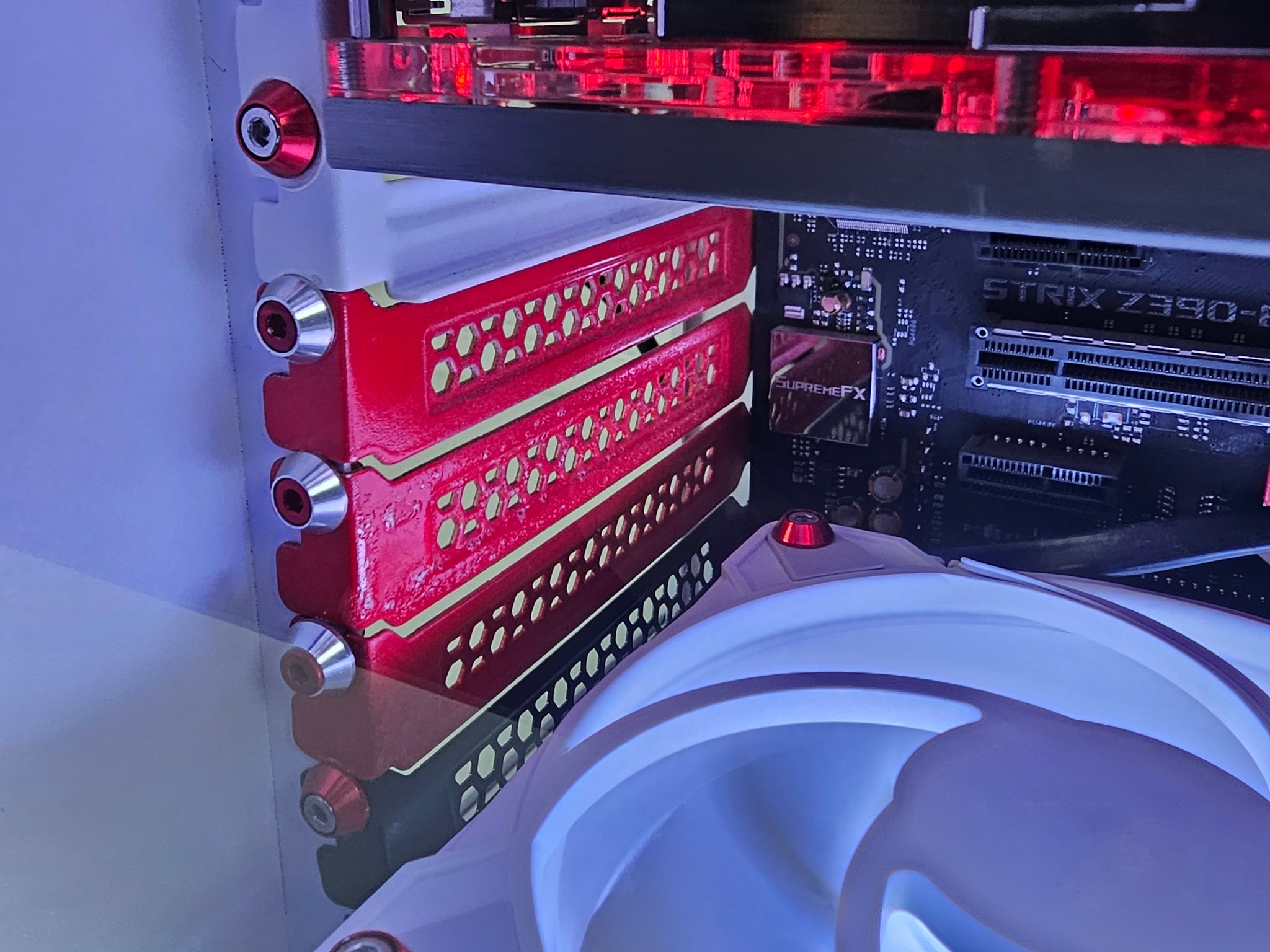 Intel 9600k, RTX 2080Ti 11GB, 32GB Ram Water Cooled Gaming PC
