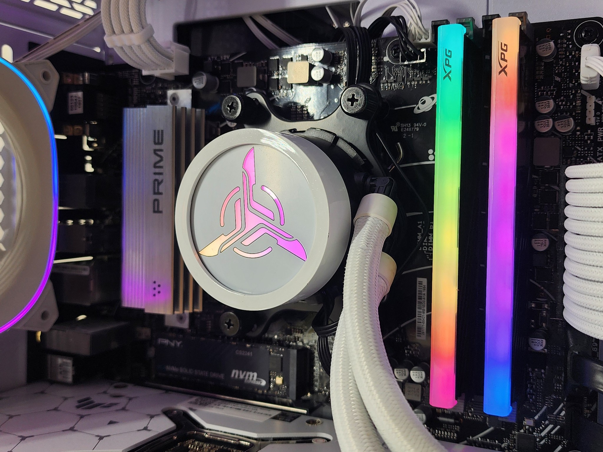 Gaming PC Ryzen 7 7700 32GB RAM 2TB SSD RTX 4070 Ti SUPER 16GB Win11 Computer