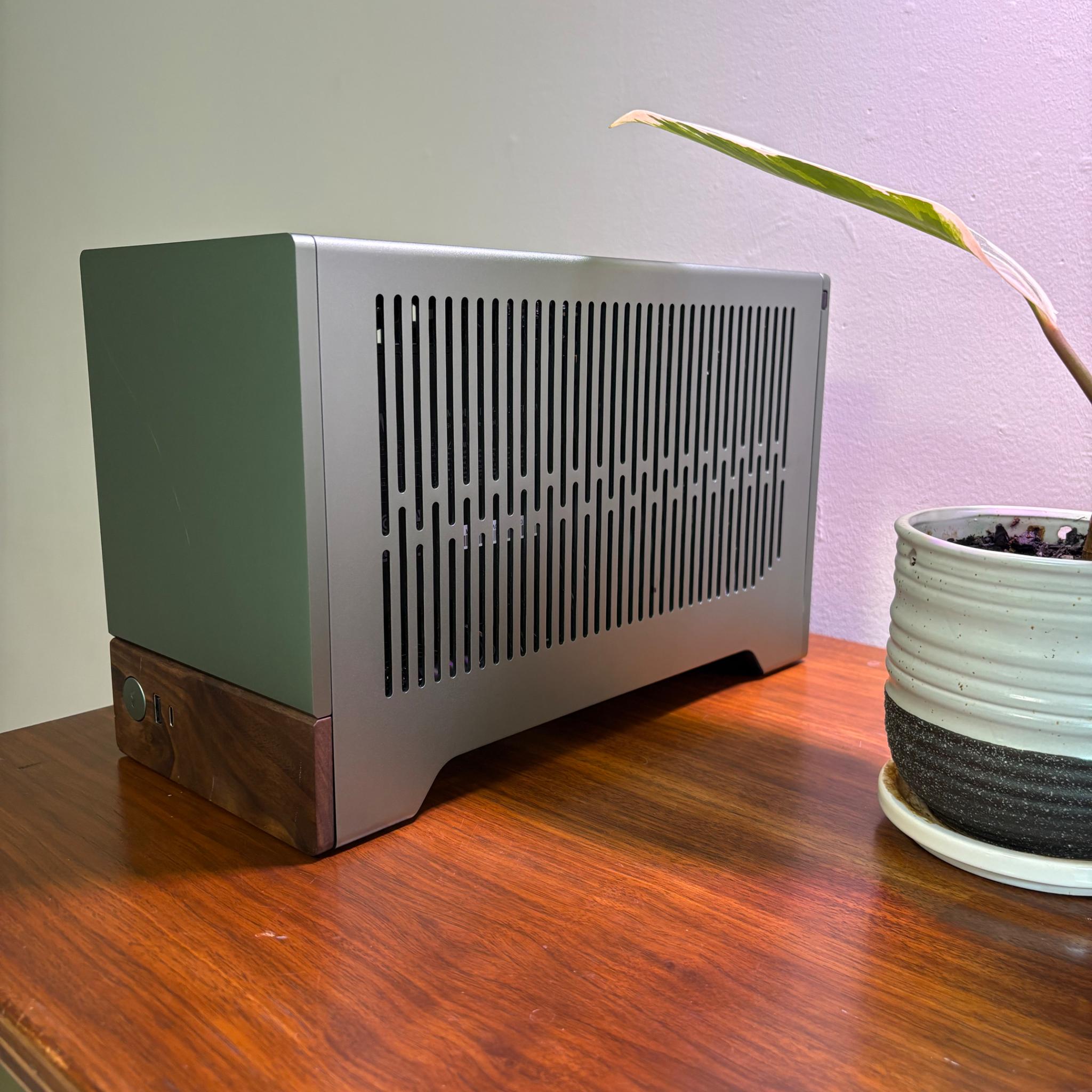 RTX 4070TI | Ryzen 5 7600X3D | 32GB DDR5 | 1TB SSD | 850W Gold PSU | Air Cooler | Fractal Terra