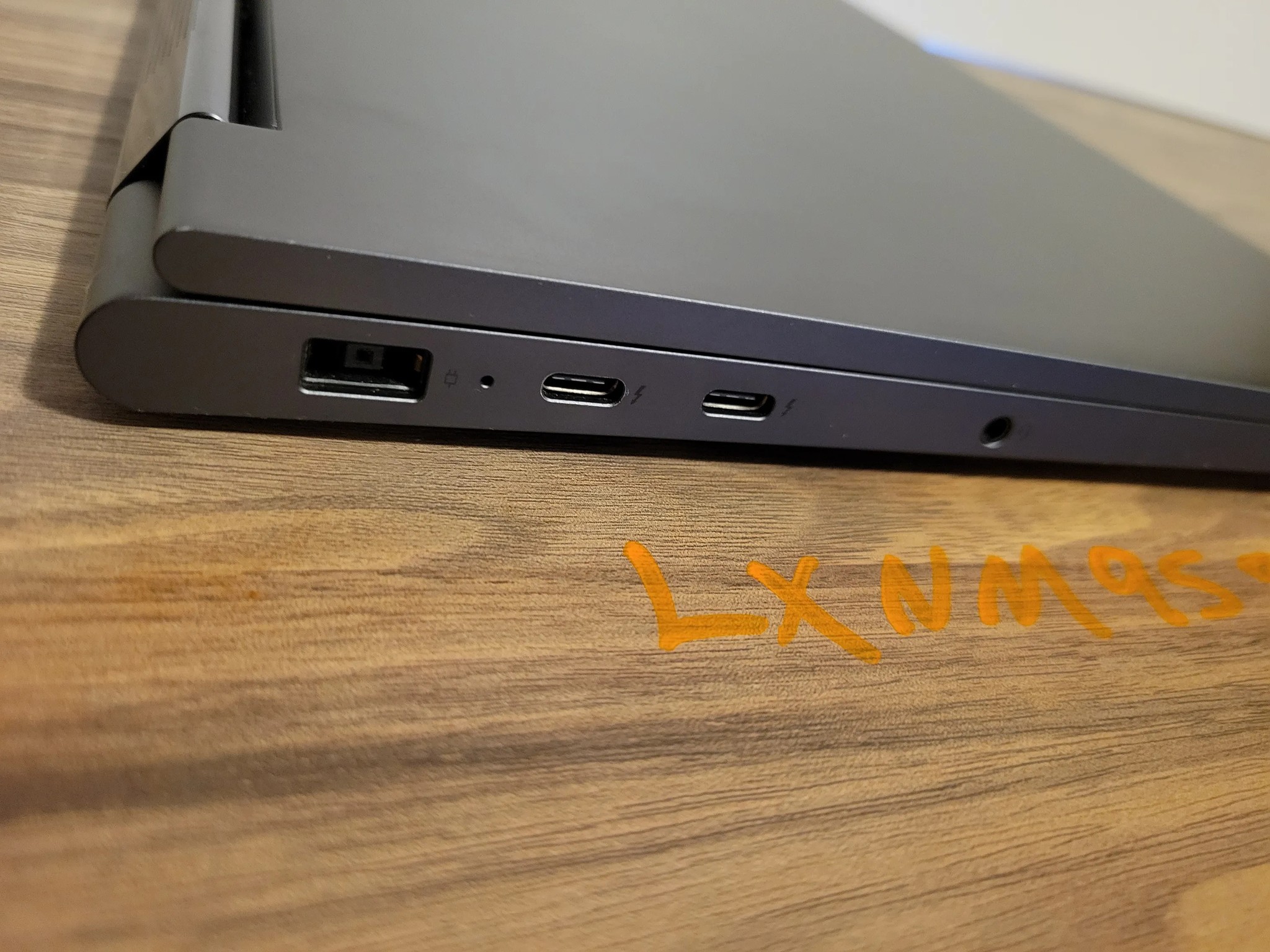 Lenovo Yoga 9 Touchscreen 15.6" laptop - Model 15imlh5