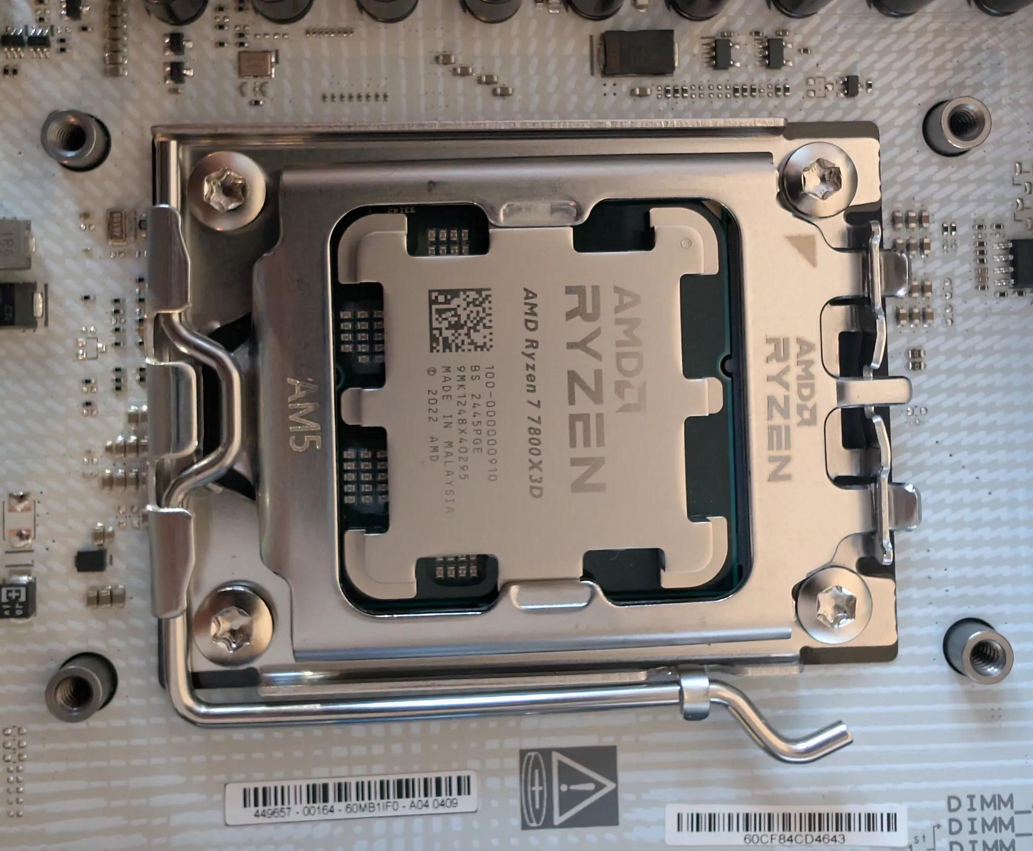 ⭐Like New⭐ Ryzen 7 7800X3D ROG X870 32GB DDR5 Combo