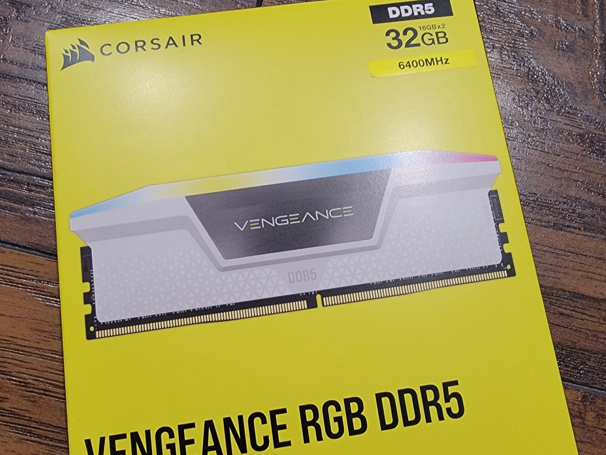 Corsair Vengeance rgb  DDR5 6400MHz