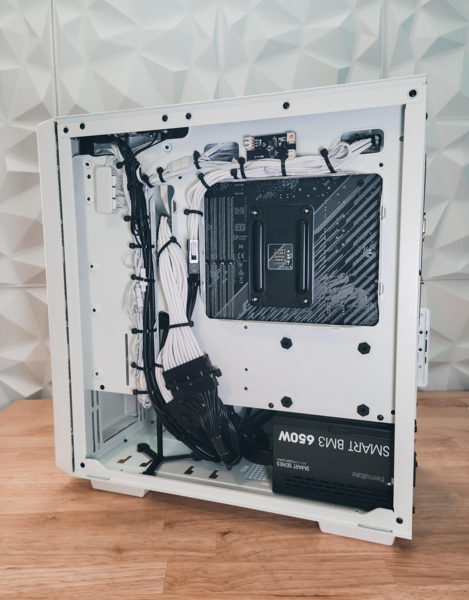 ❄️ArcticRay❄️ Ryzen 5 | RTX 3060 12GB | 32GB Ram | 1TB NVME | ARGB | Win 11 PRO