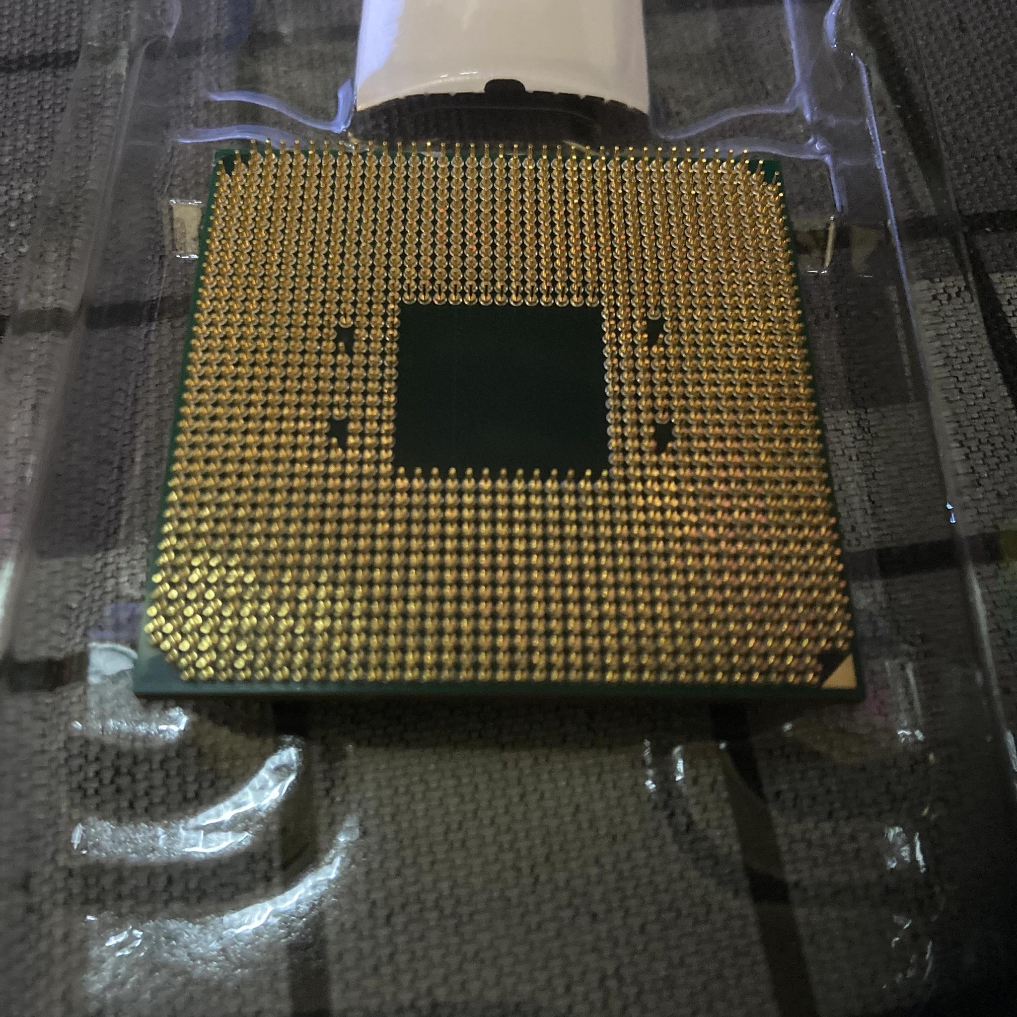 Ryzen 5 3600X CPU, AM4 Socket 6 core CPU (No Cooler, CPU ONLY)