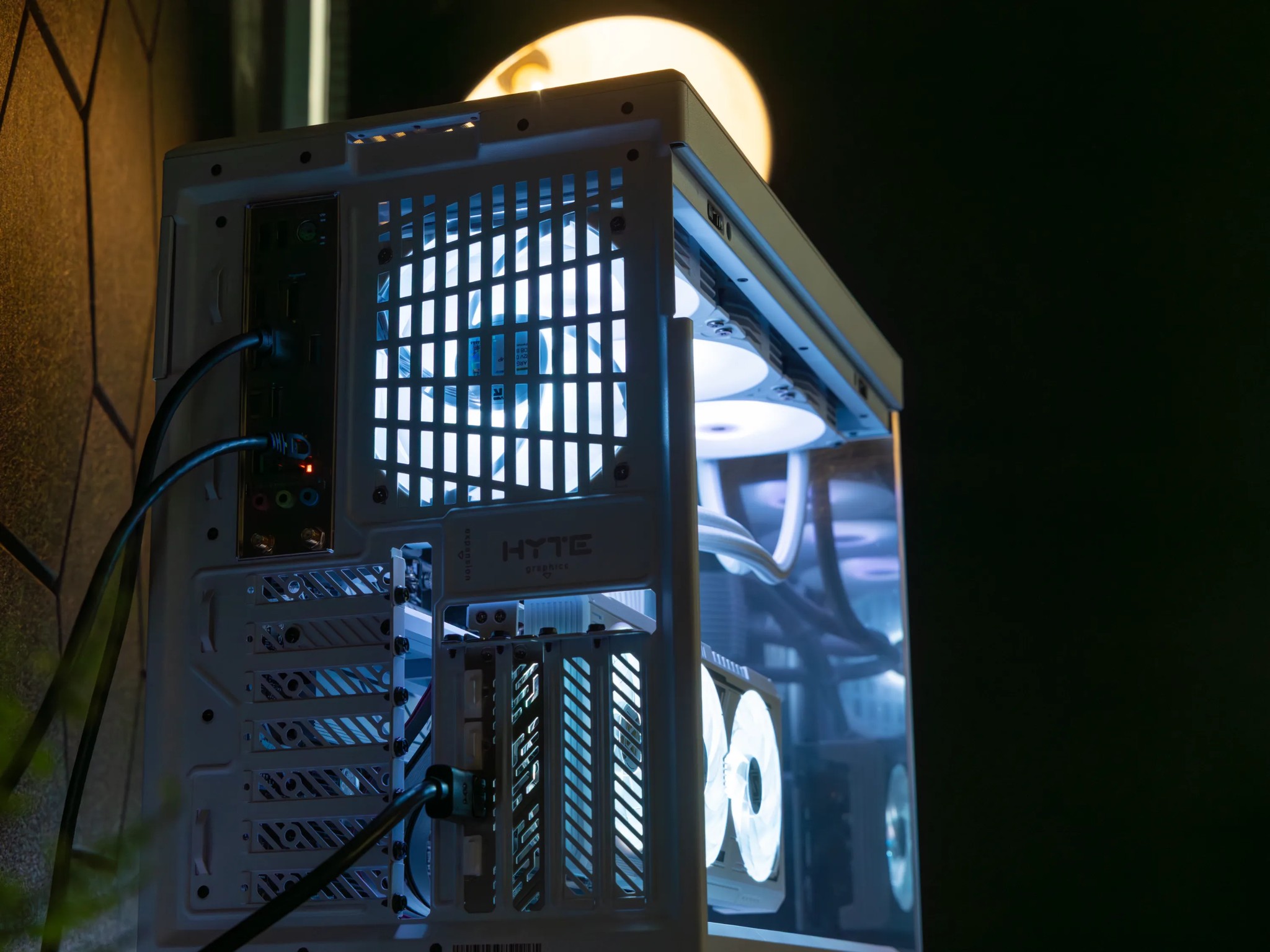 🗻 Avalanche 🗻 RX 9070XT / AMD R7 7700X / 1TB NVME / 32GB DDR5 RAM / 360 AIO / Windows 11 Pro