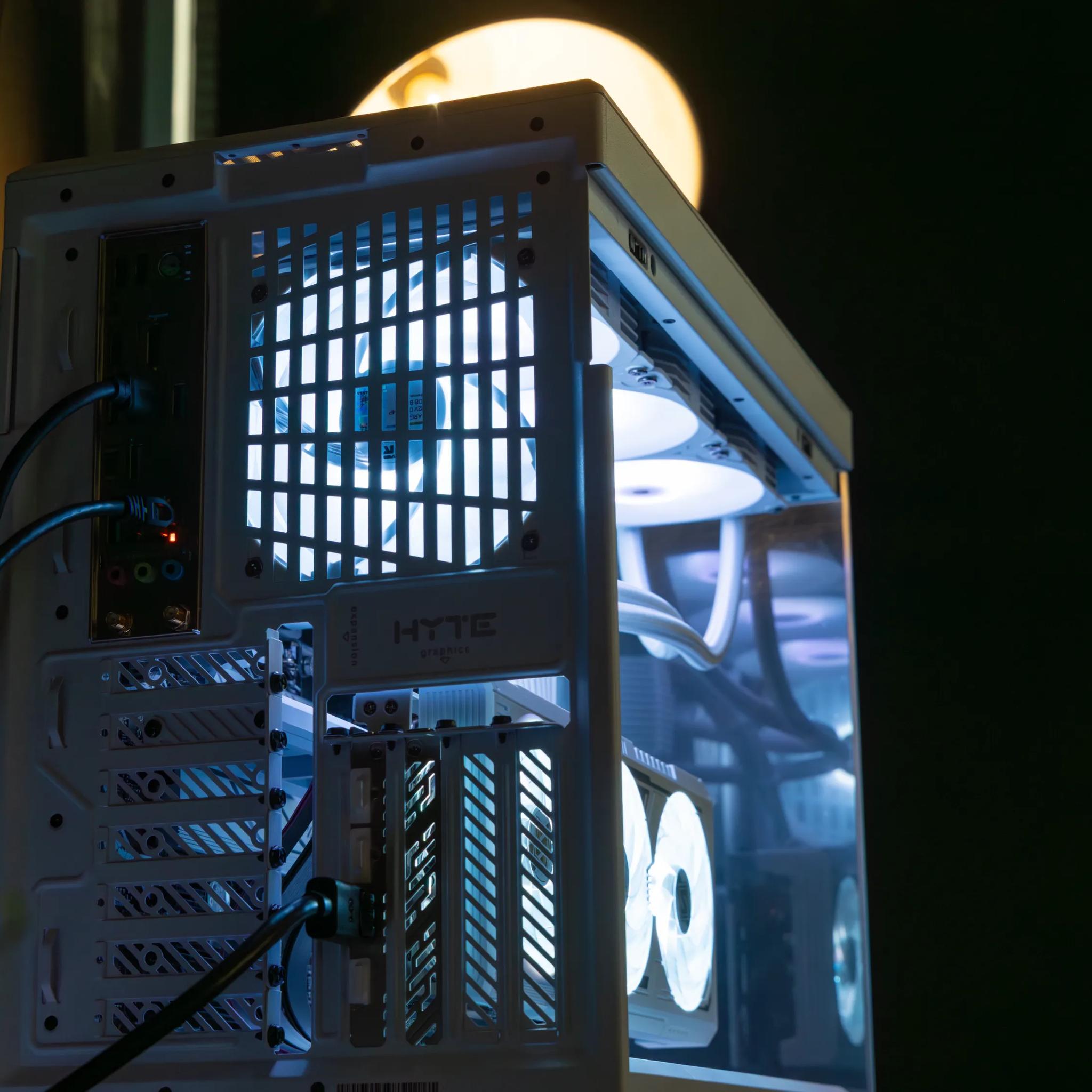 🗻 Avalanche 🗻 RX 9070XT / AMD R7 7700X / 1TB NVME / 32GB DDR5 RAM / 360 AIO / Windows 11 Pro