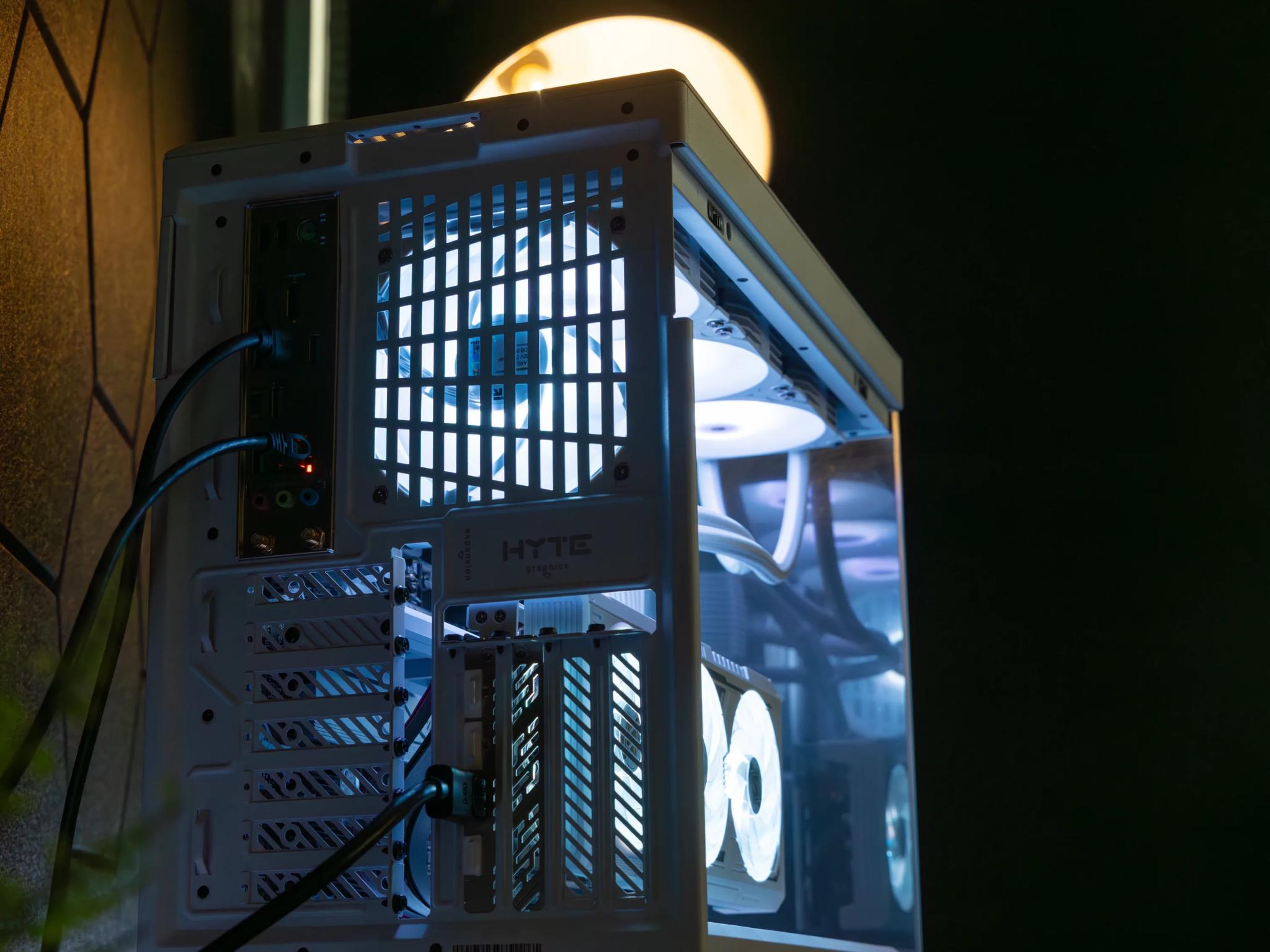 🗻 Avalanche 🗻 RX 9070XT / AMD R7 7700X / 1TB NVME / 32GB DDR5 RAM / 360 AIO / Windows 11 Pro