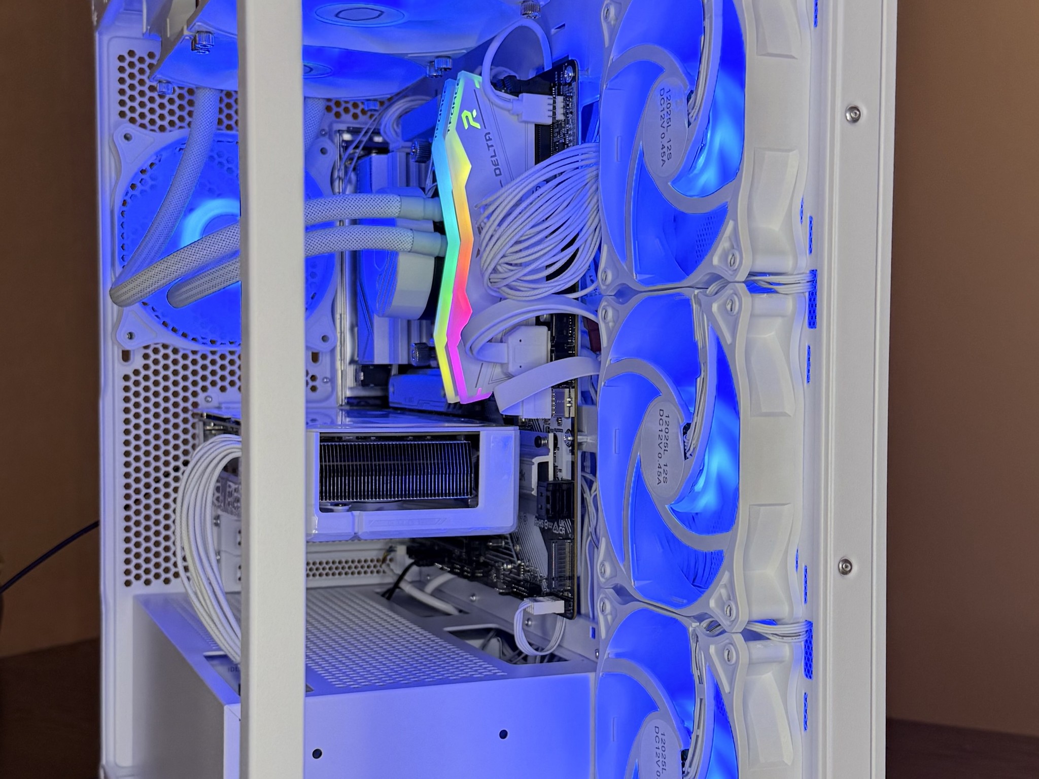 Diorite VIII | R5 7500f | RTX 4070 Super|32GB DDR5|2 TB NVME|Gaming, Content, Productivity PC