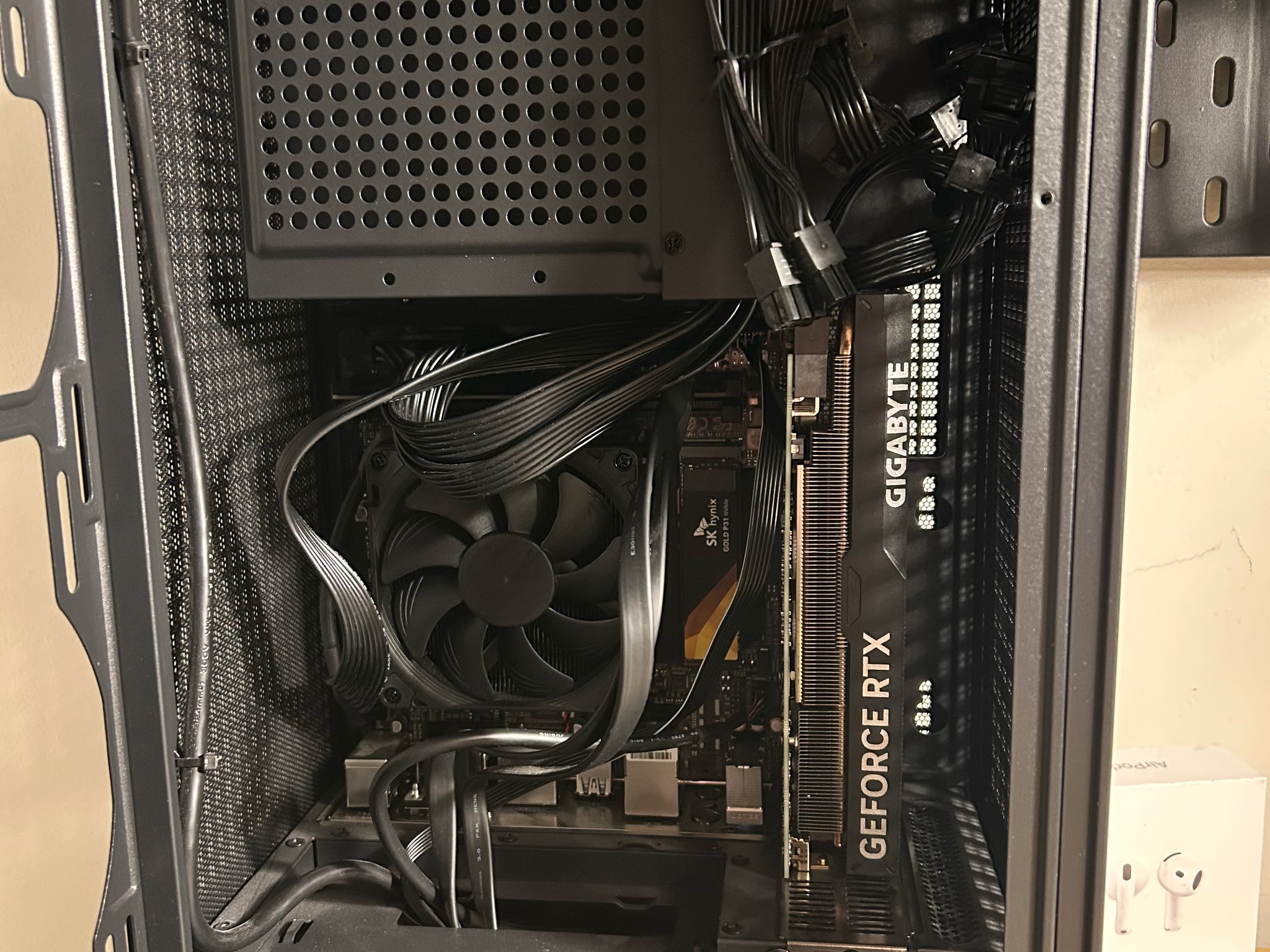 HYTE Revolt 3 ITX Case + 700W PSU + Wavlink WiFi 6 Adapter
