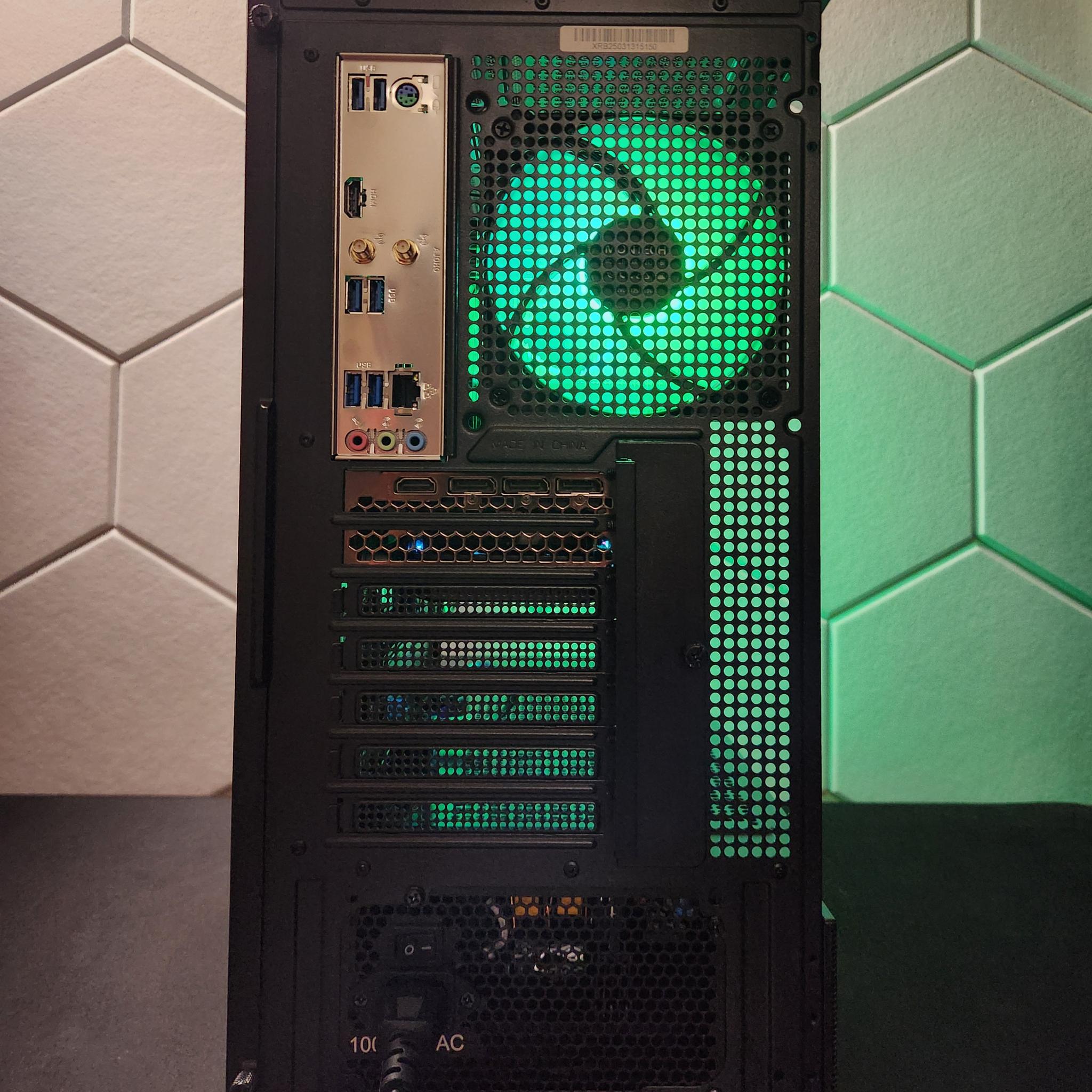 RTX 3070 | Ryzen 7 3700X | 16GB DDR4 | 256GB SSD + 1TB HDD | WIFI+BT | Windows 11